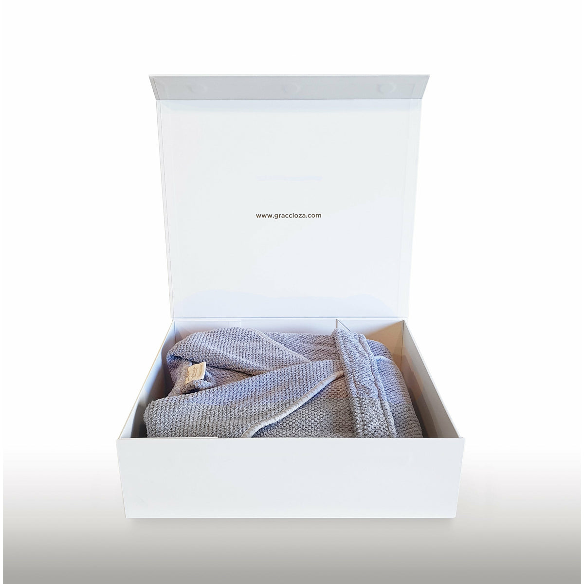 Graccioza Egoist Bath Robe Giftbox Packaging2 Fine Linens