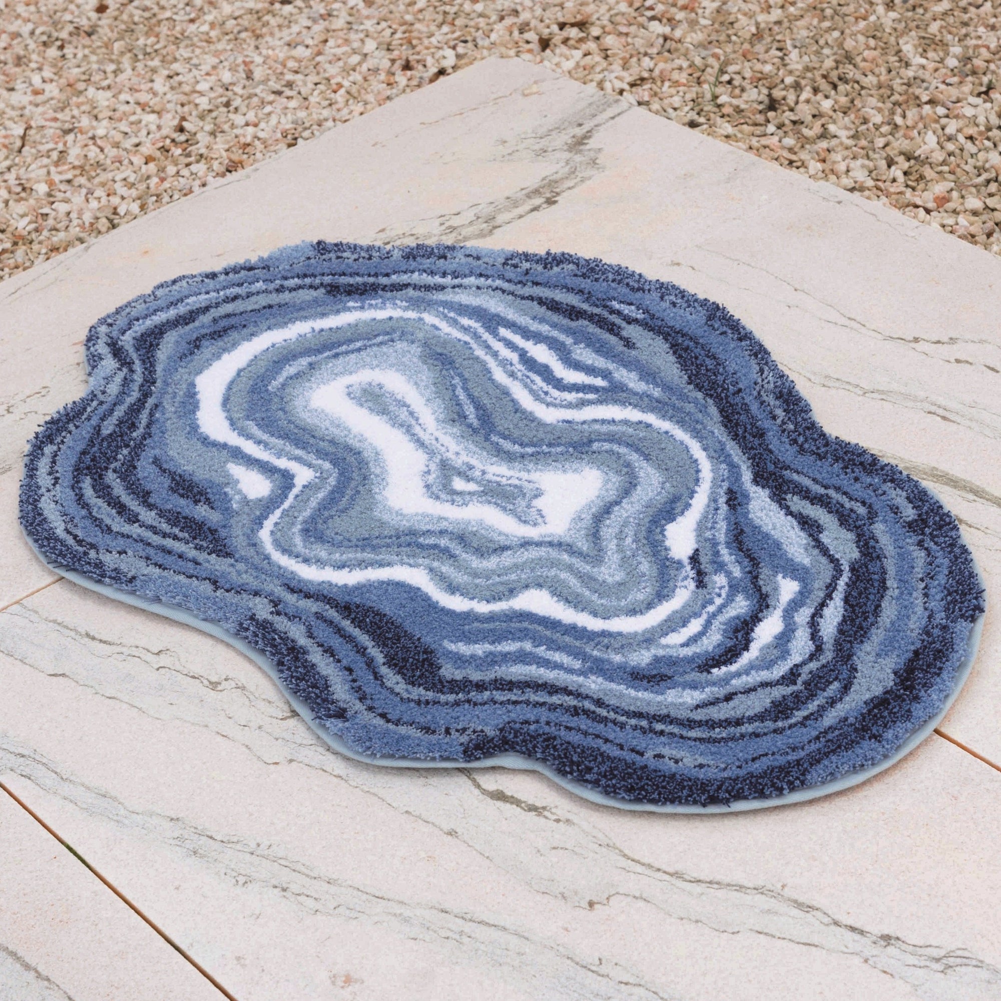 Lifestyle Image of Graccioza Agate Bath Rug