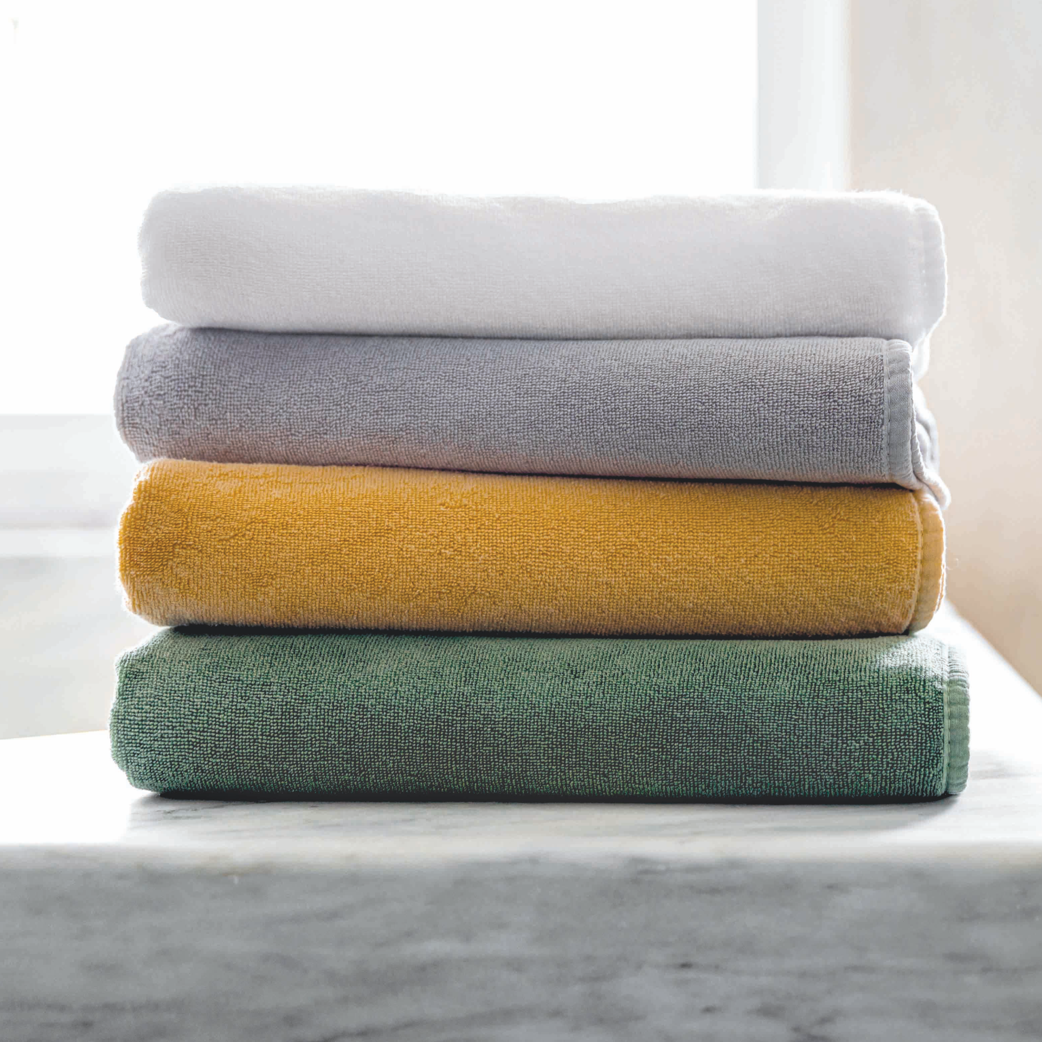 Graccioza Cool Bath Towels White Ultra Light and Absorbent Towels