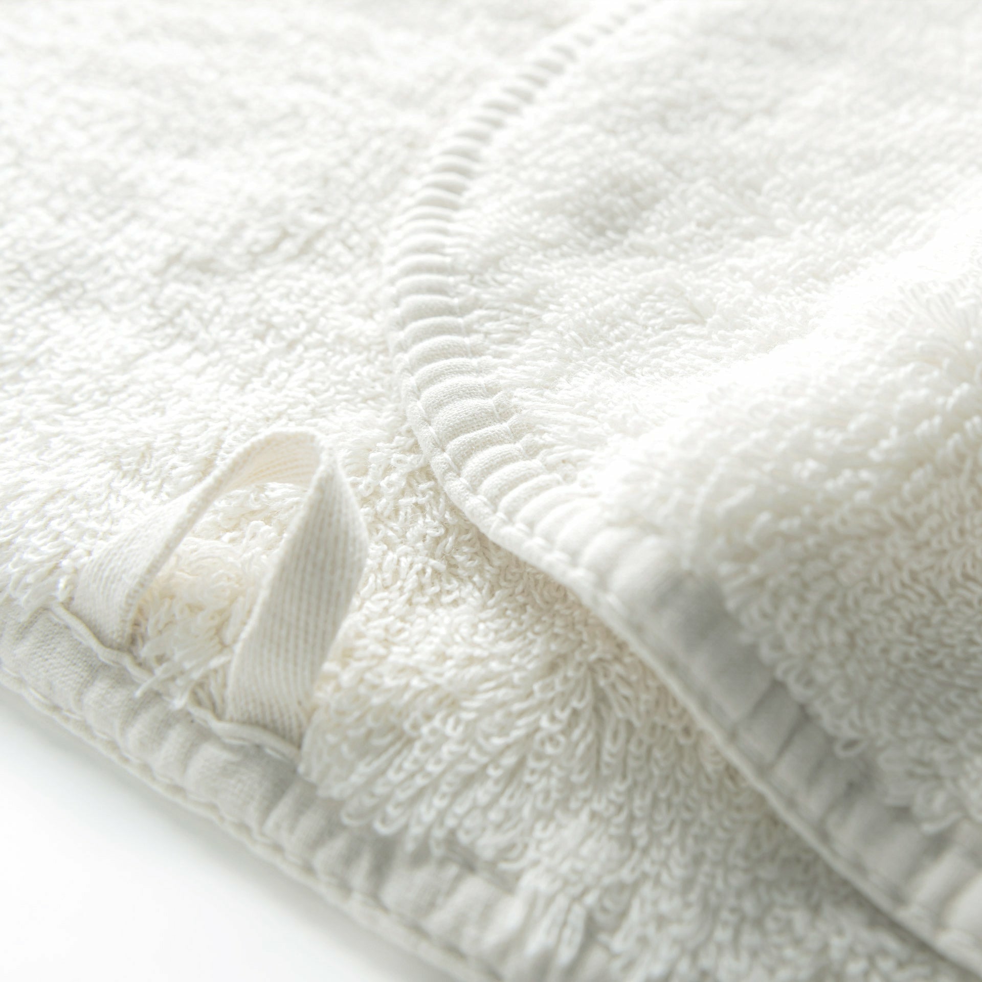 Graccioza Long Double Loop Bath Towel White