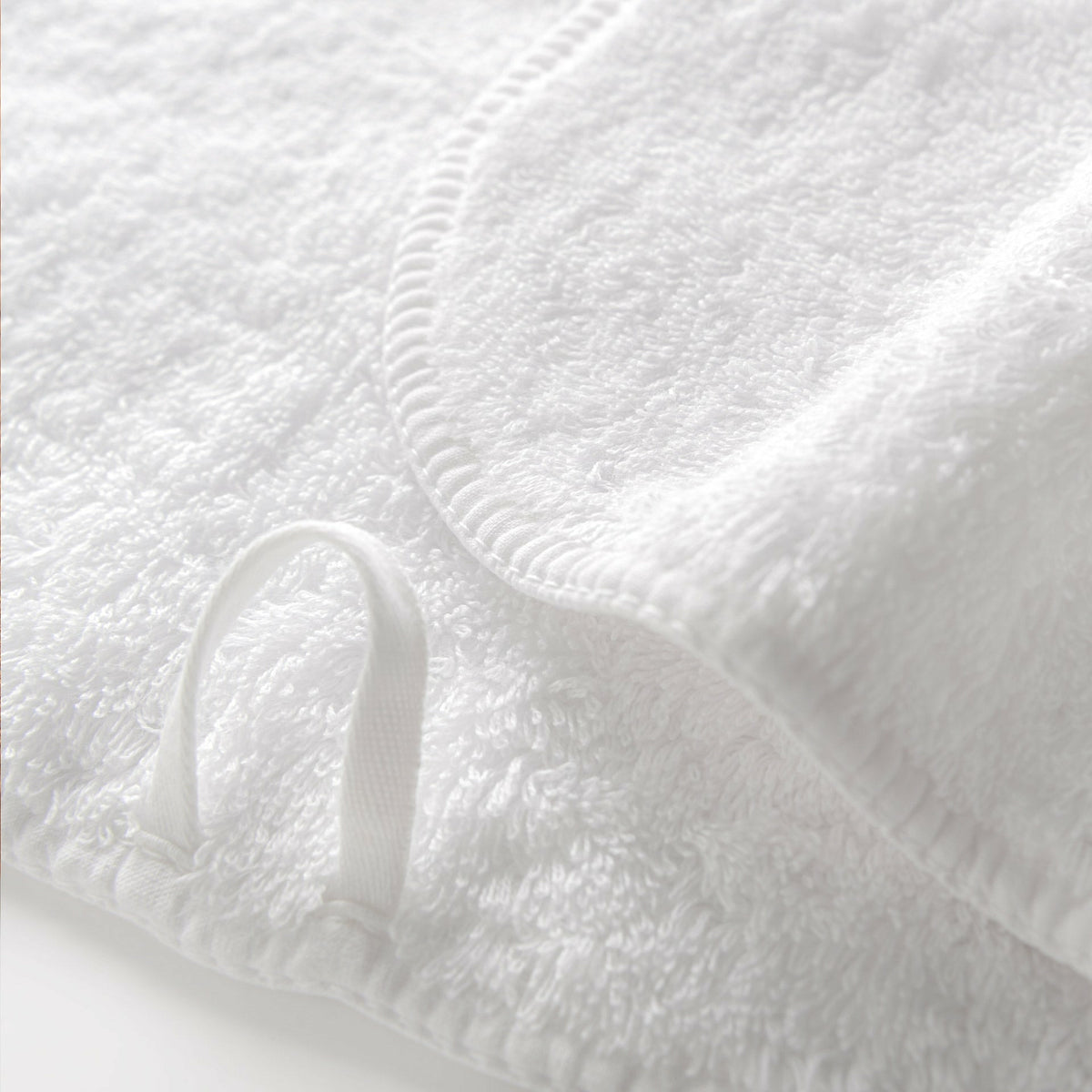 Graccioza Long Double Loop Bath Towels Close Up White Fine Linens