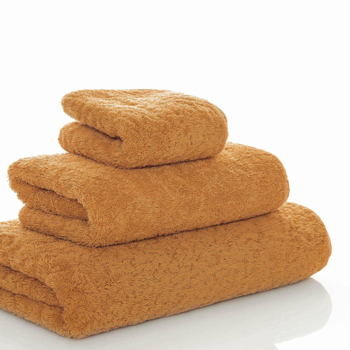 Graccioza Egoist Bath Towels Stack Camel