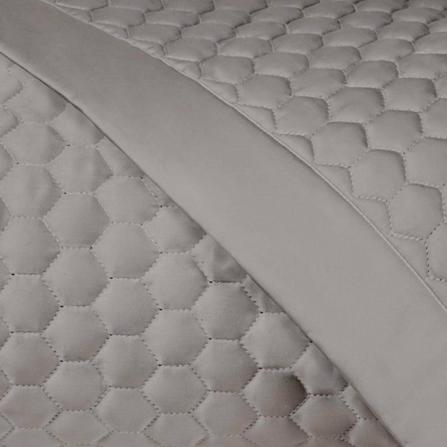 Home Treasures Apiary Quilted Fine Linens Bedding Chrome