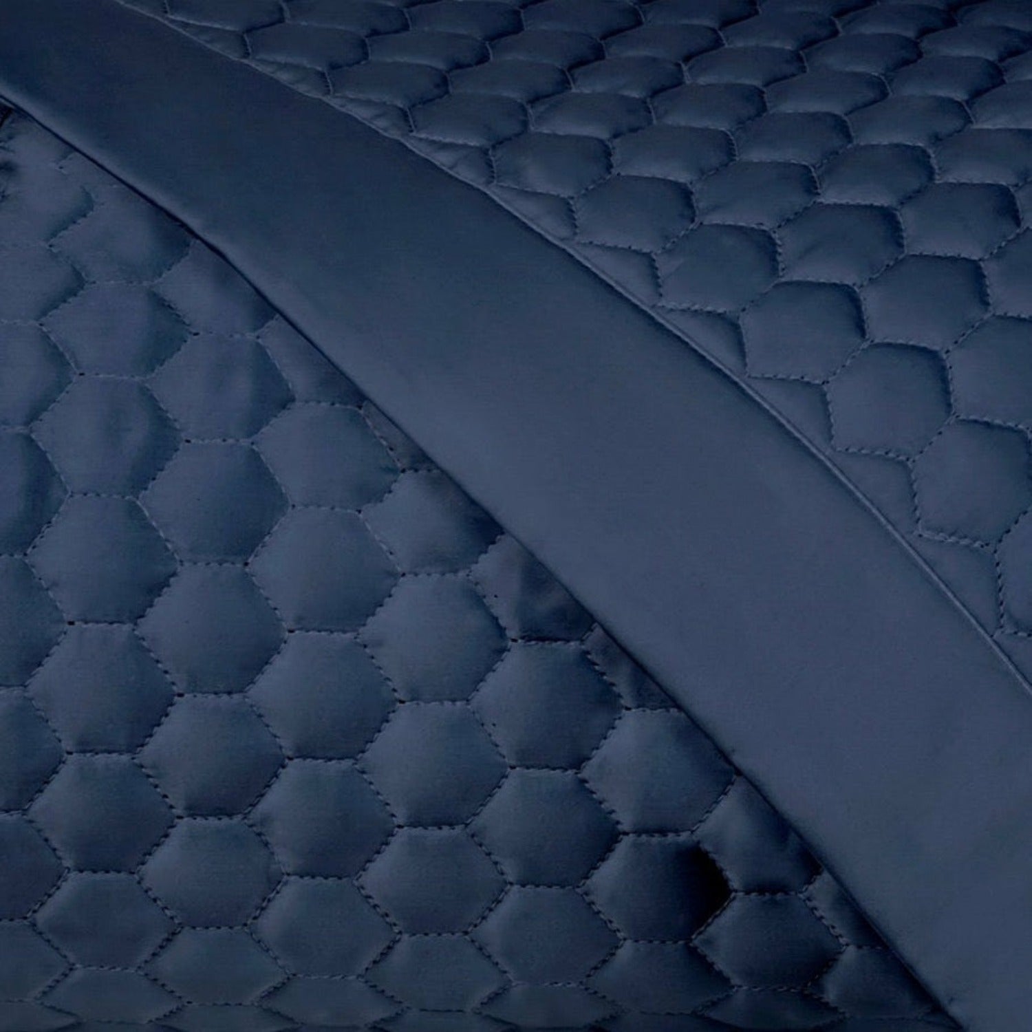 Home Treasures Apiary Quilted Fine Linens Bedding Navy Blue