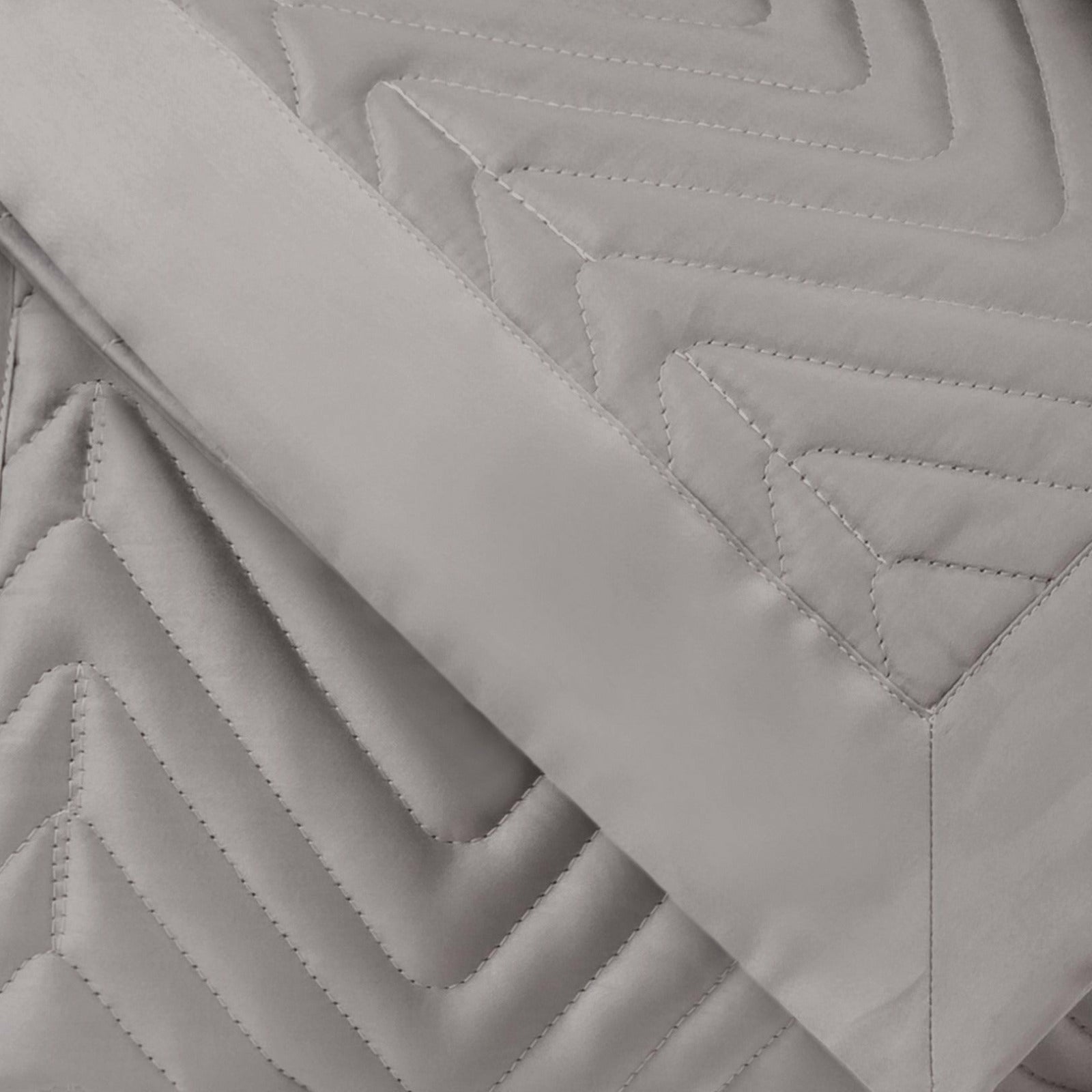 Home Treasures Charleston Quilted Bedding Chrome Fine Linens