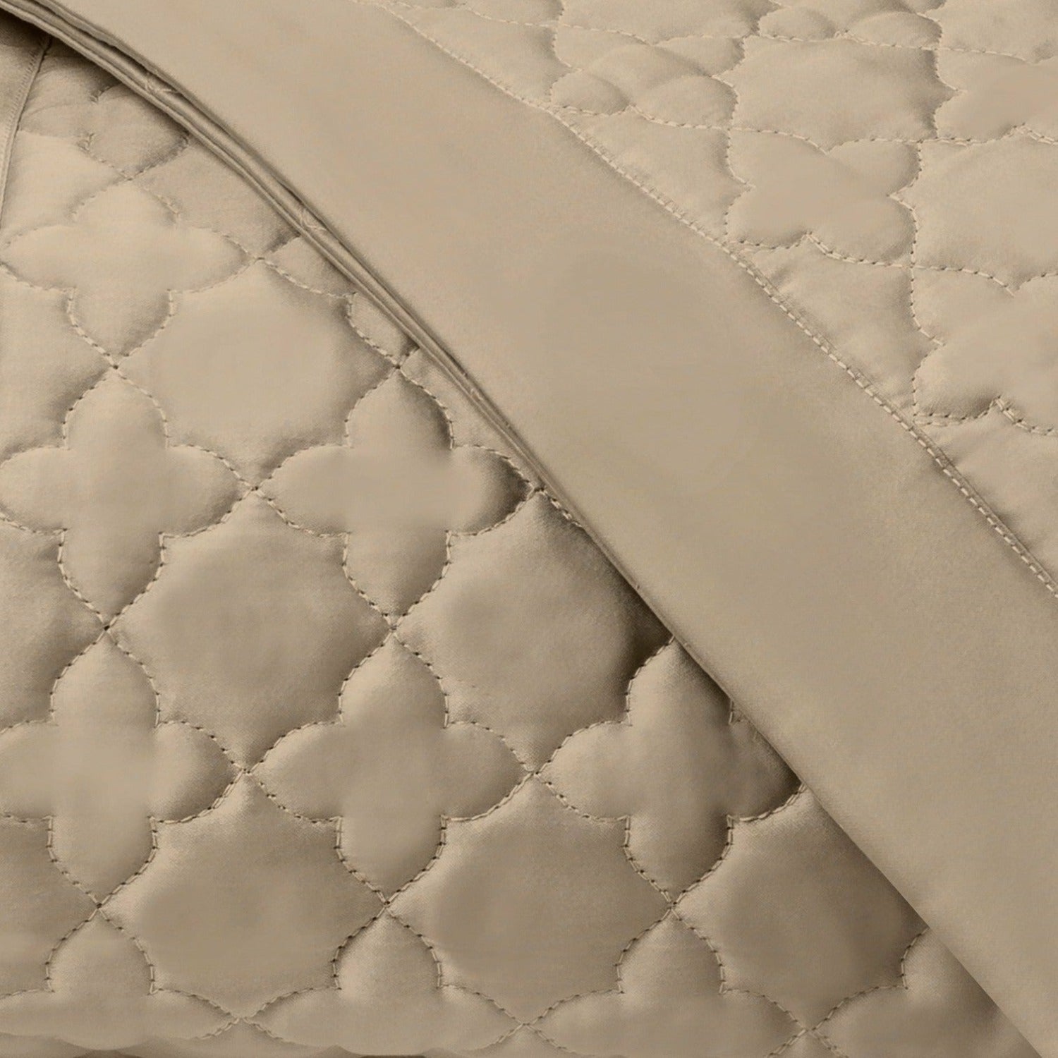 Home Treasures Clover Quilted Bedding Candlelight Fine Linens