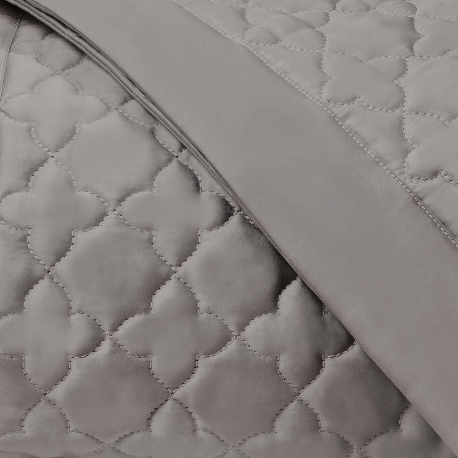 Home Treasures Clover Quilted Bedding Chrome Fine Linens