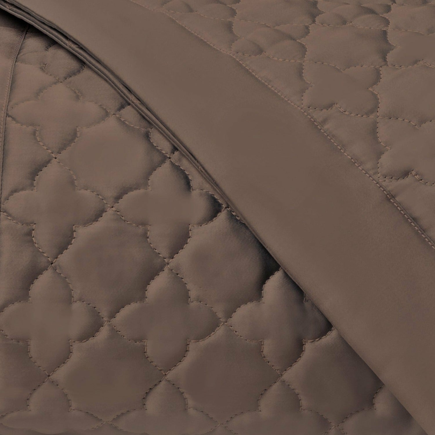 Home Treasures Clover Quilted Bedding Ricco Fine Linens