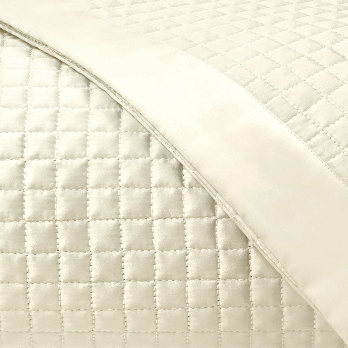 Home Treasures Deluxe Quilted Bedding Swatch Ivory Fine Linens
