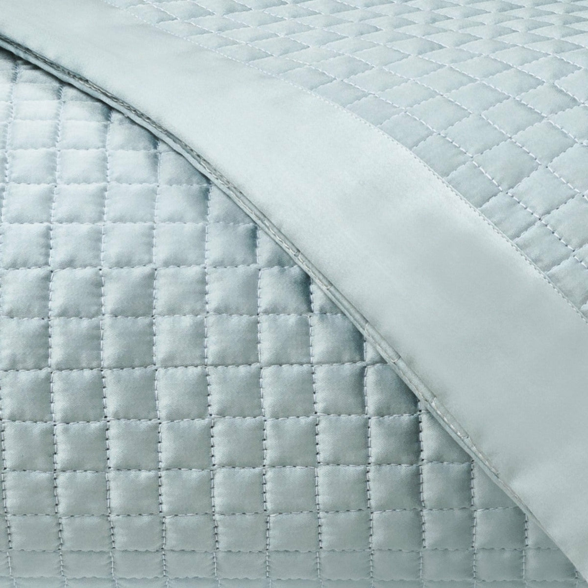Home Treasures Deluxe Quilted Bedding Swatch Sion Fine Linens