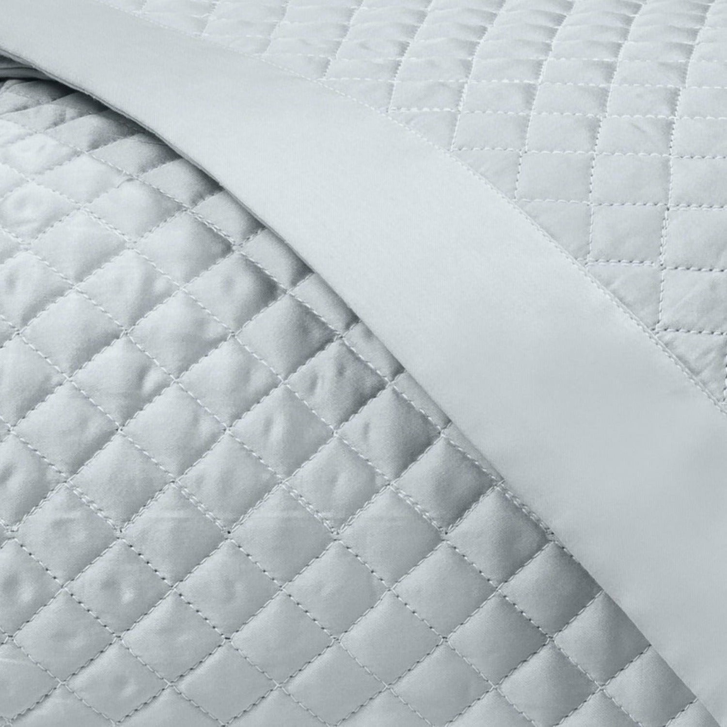 Home Treasures Diamond Pattern Quilted Bedding Blue/Gray Fine Linens