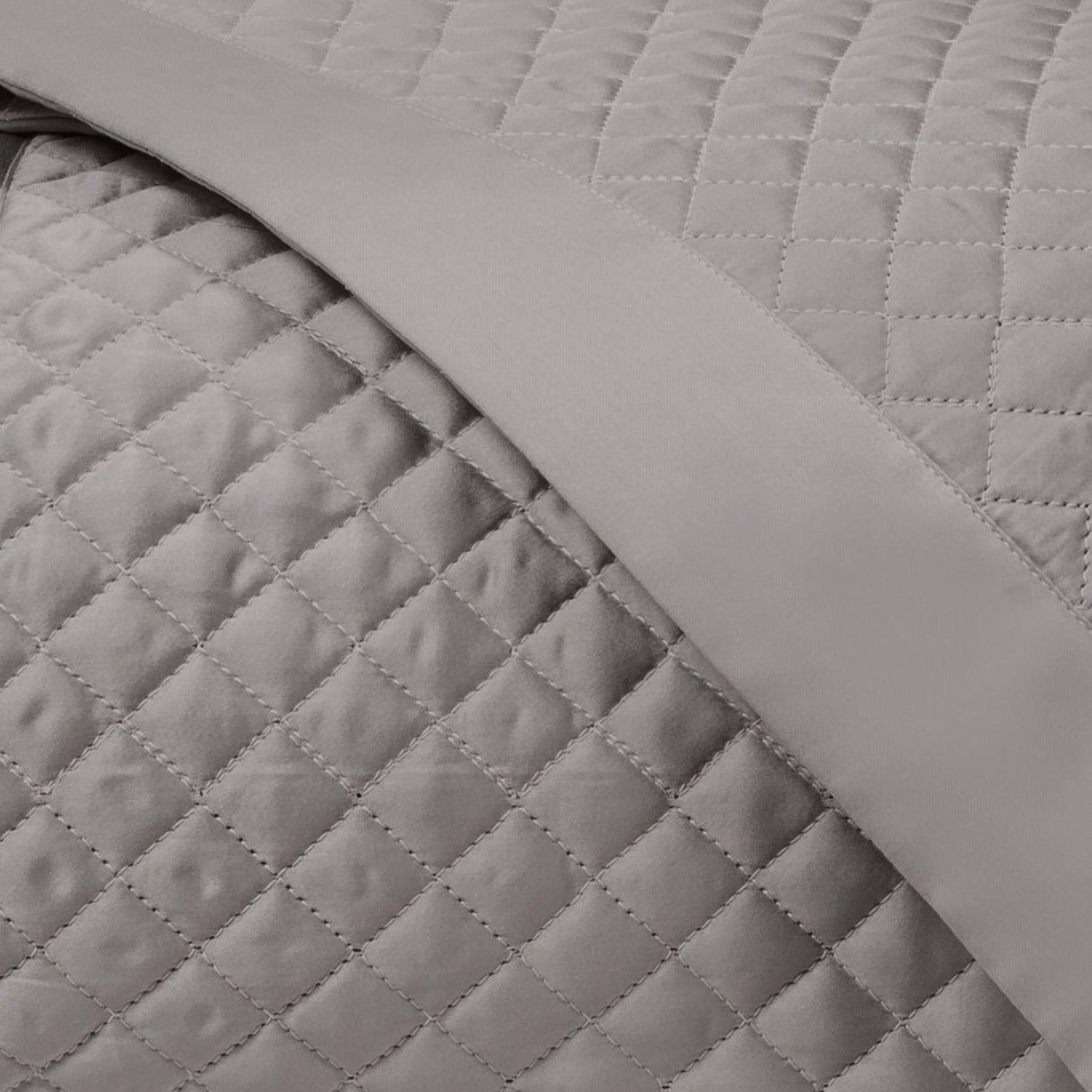 Home Treasures Diamond Pattern Quilted Bedding Chrome Fine Linens