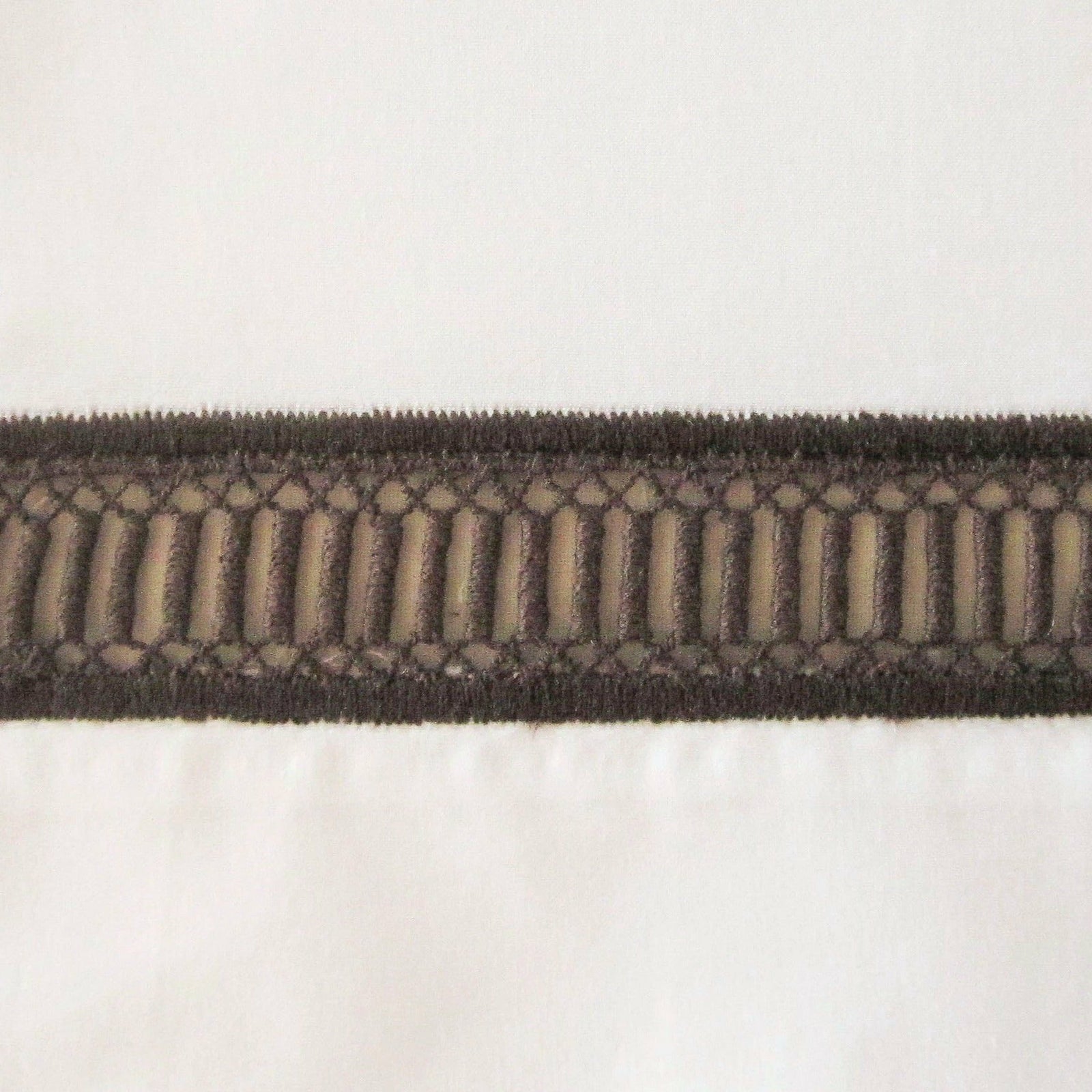 Home Treasures Doric Table Linens Brown Fine Linens