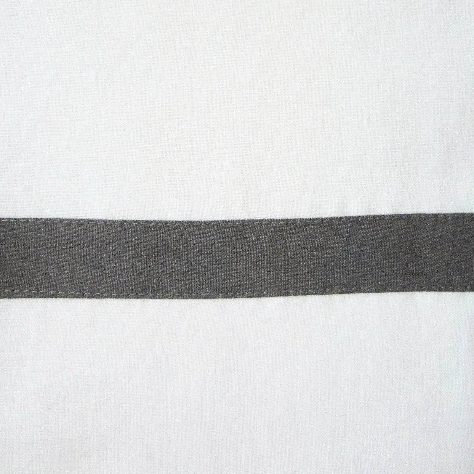 Home Treasures Fino Table Linens Main White/Gray Down Fine Linens