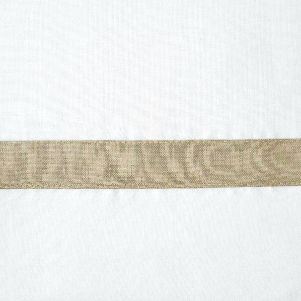 Home Treasures Fino Table Linens Swatch White/Wafer Taupe Fine Linens