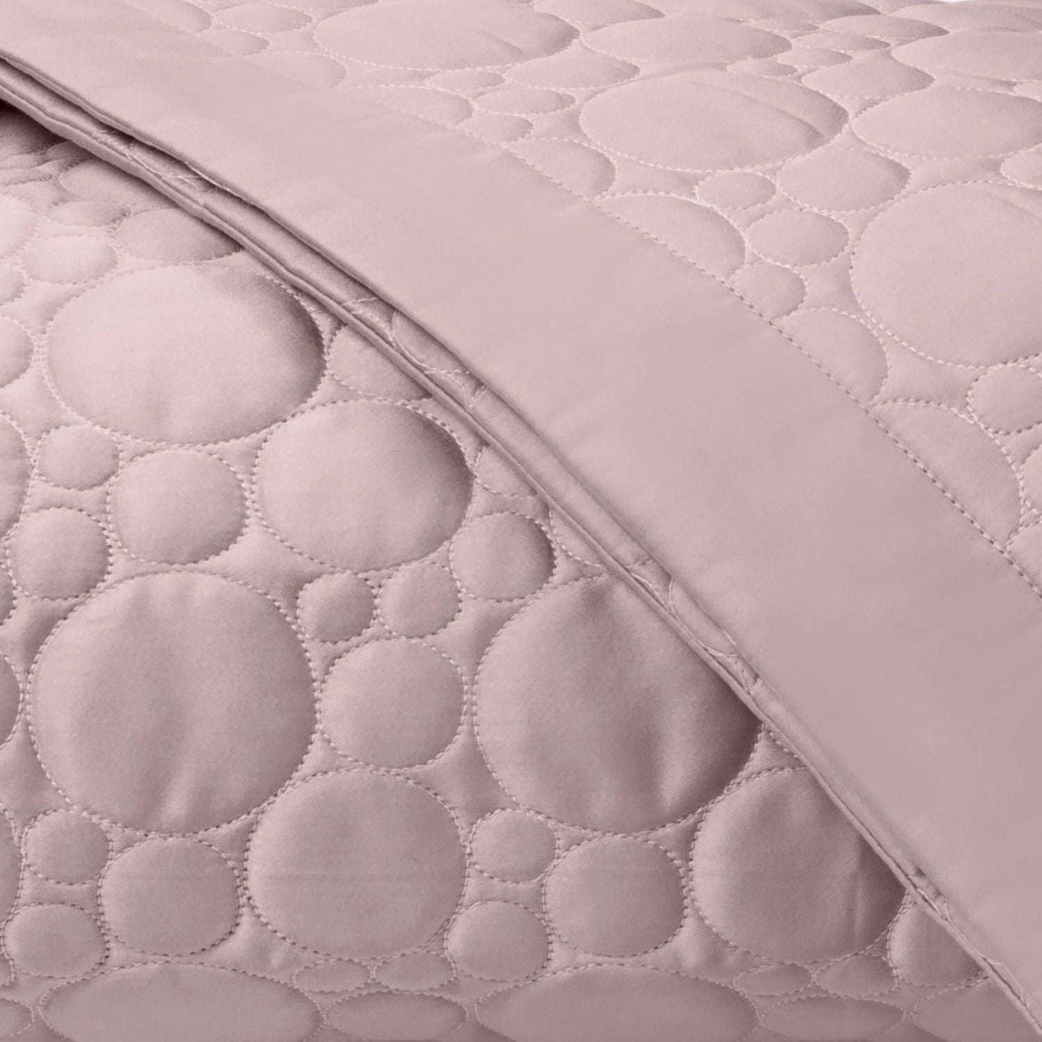 Home Treasures Globe Quilted Bedding Incenso Lavender Fine Linens