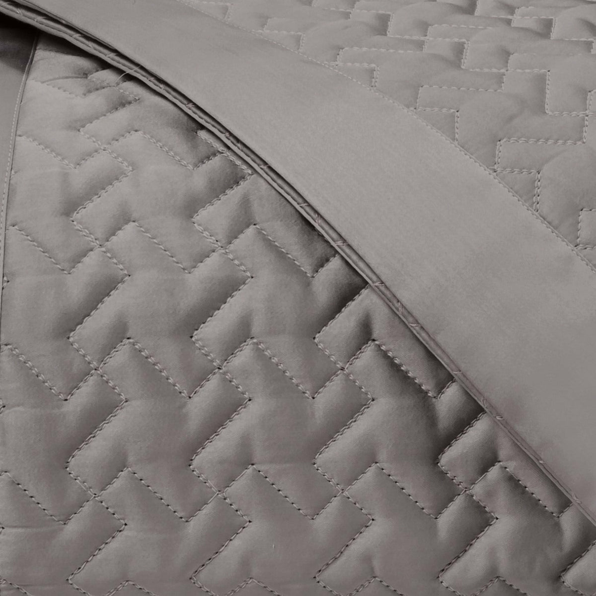 Home Treasures Houndstooth Quilted Bedding Swatch Chrome Fine Linens