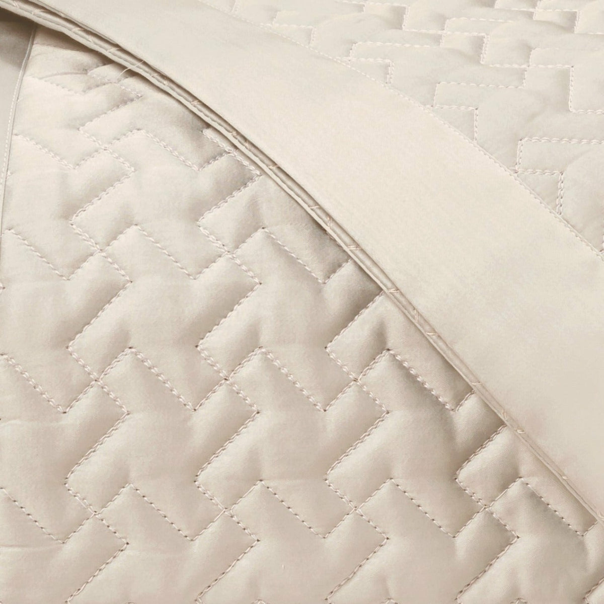 Home Treasures Houndstooth Quilted Bedding Swatch Ecru Fine Linens