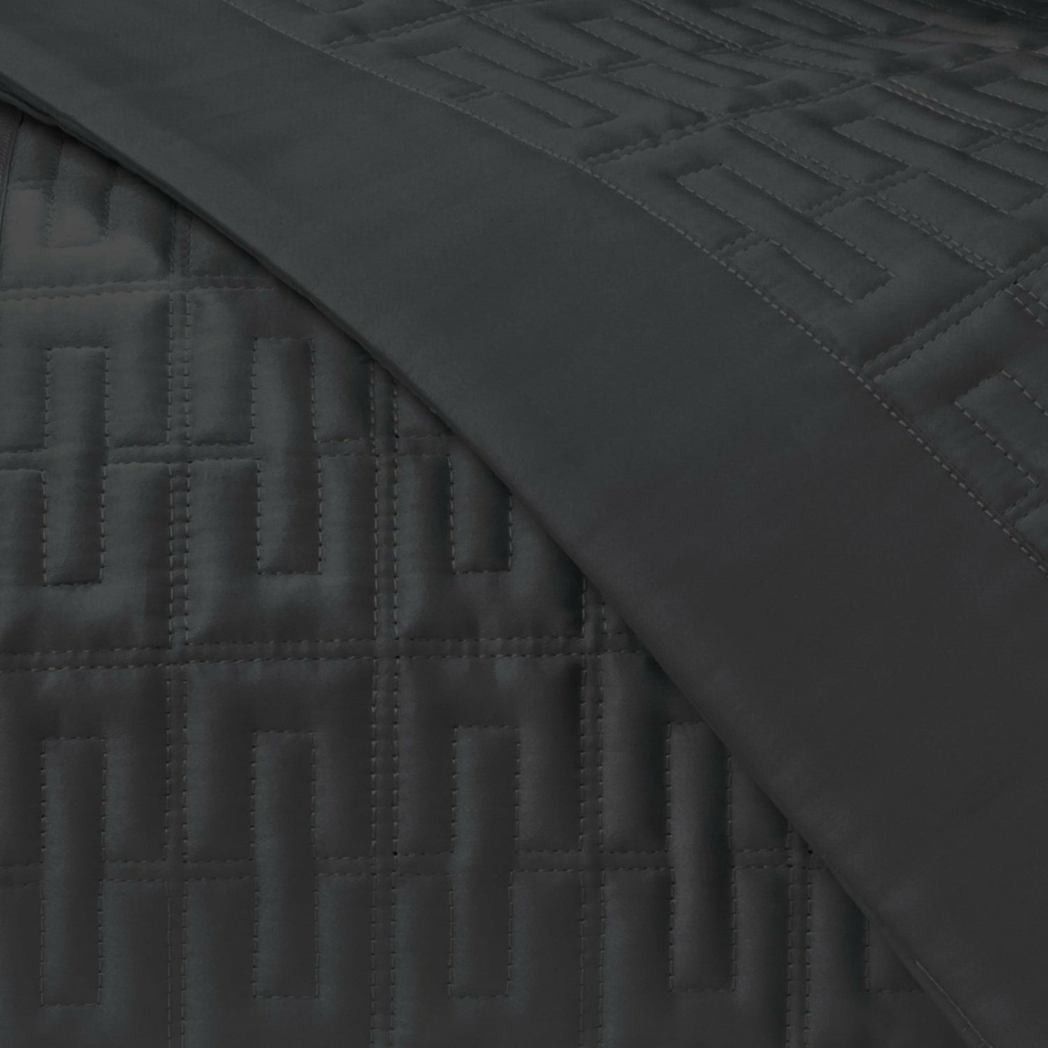 Home Treasures Londres Quilted Bedding Black Fine Linens