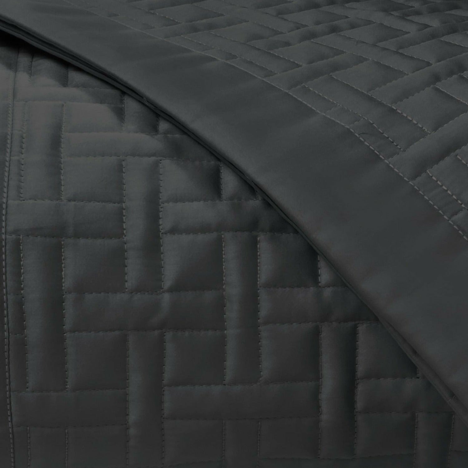 Home Treasures Parquet Quilted Bedding Black Fine Linens