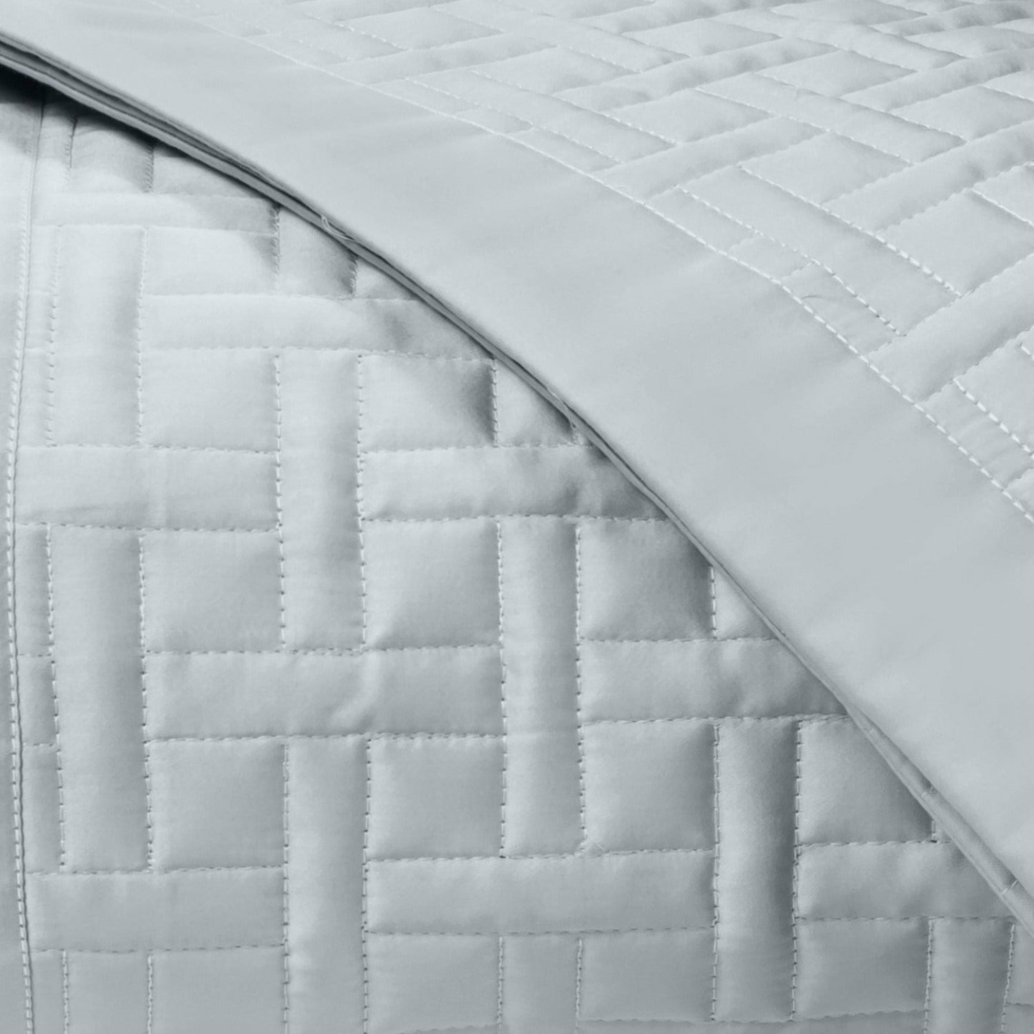 Home Treasures Parquet Quilted Bedding Blue/Gray Fine Linens