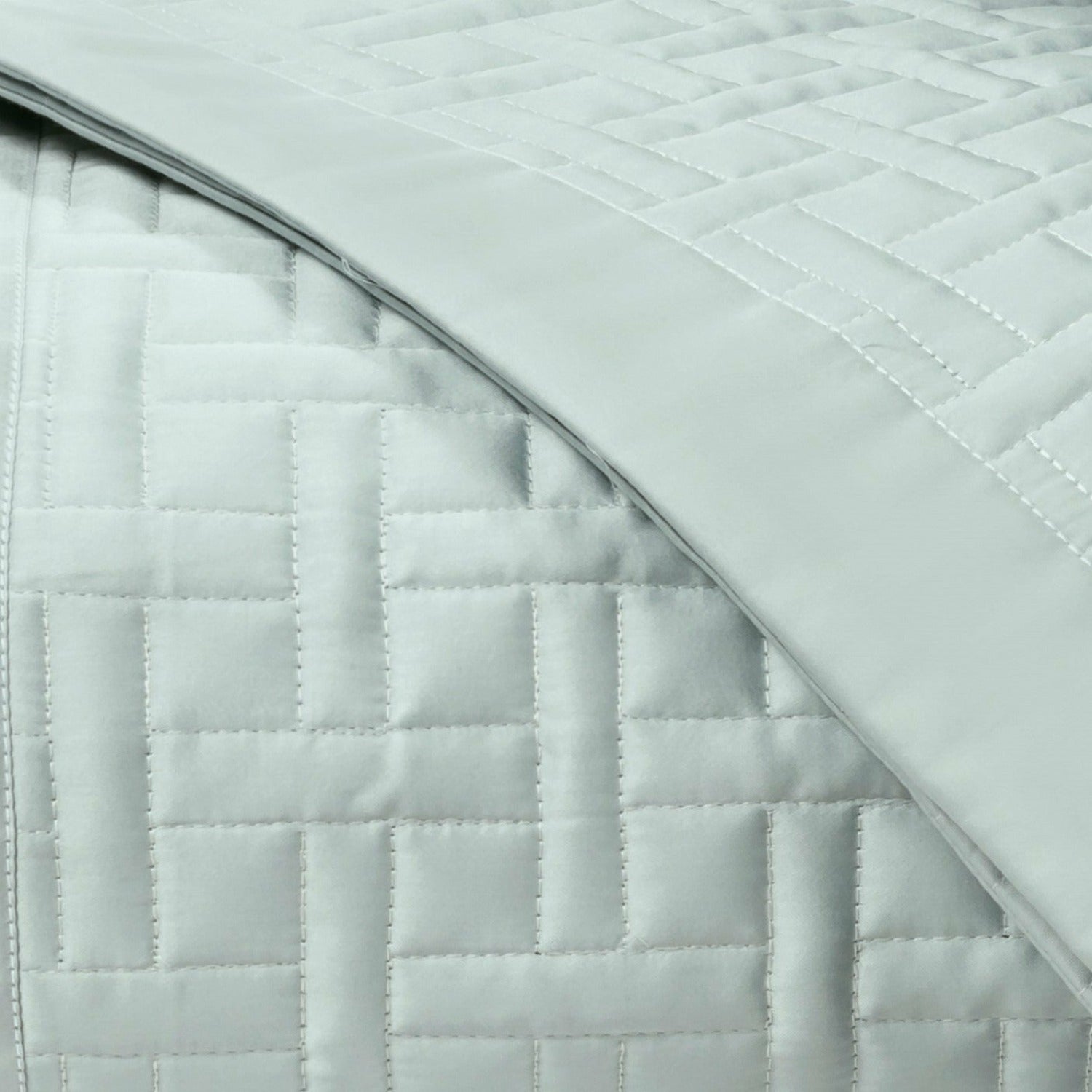 Home Treasures Parquet Quilted Bedding Eucalipto Fine Linens