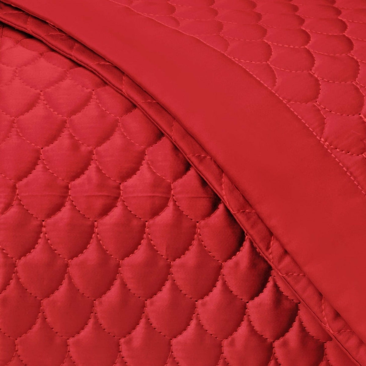 Home Treasures Raindrop Quilted Bedding Swatch Bright Red Fine Linens