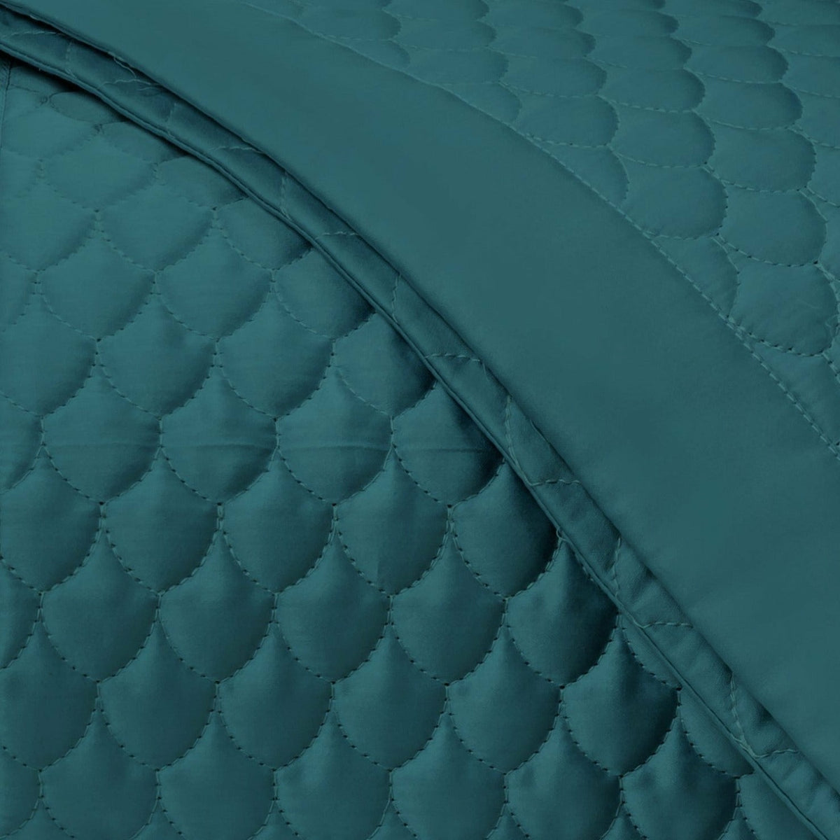 Home Treasures Raindrop Quilted Bedding Swatch Teal Fine Linens
