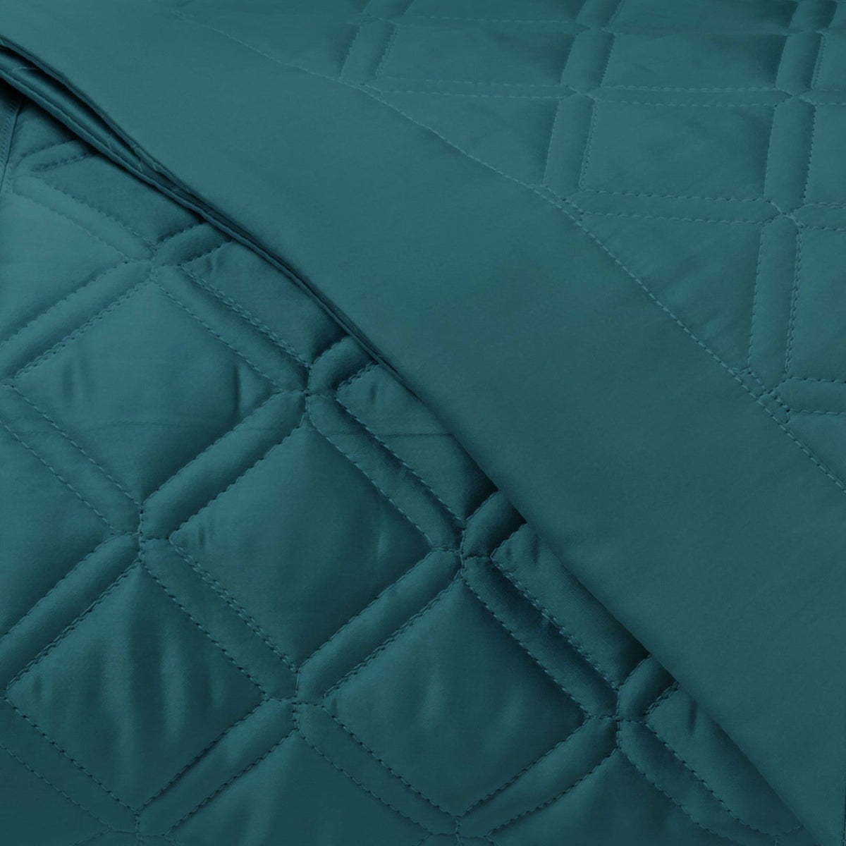 Home Treasures Renaissance Quilted Bedding Swatch Teal Fine Linens