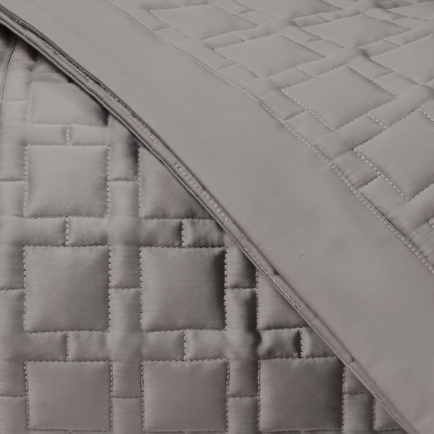 Home Treasures Square Pattern Quilted Bedding Chrome Fine Linens