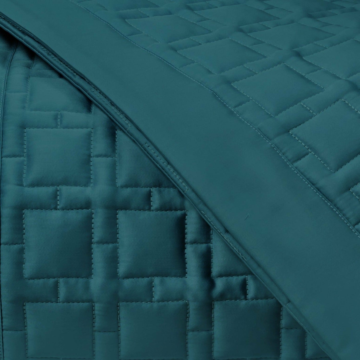 Copy of Home Treasures Square Pattern Quilted Bedding Teal Fine Linens