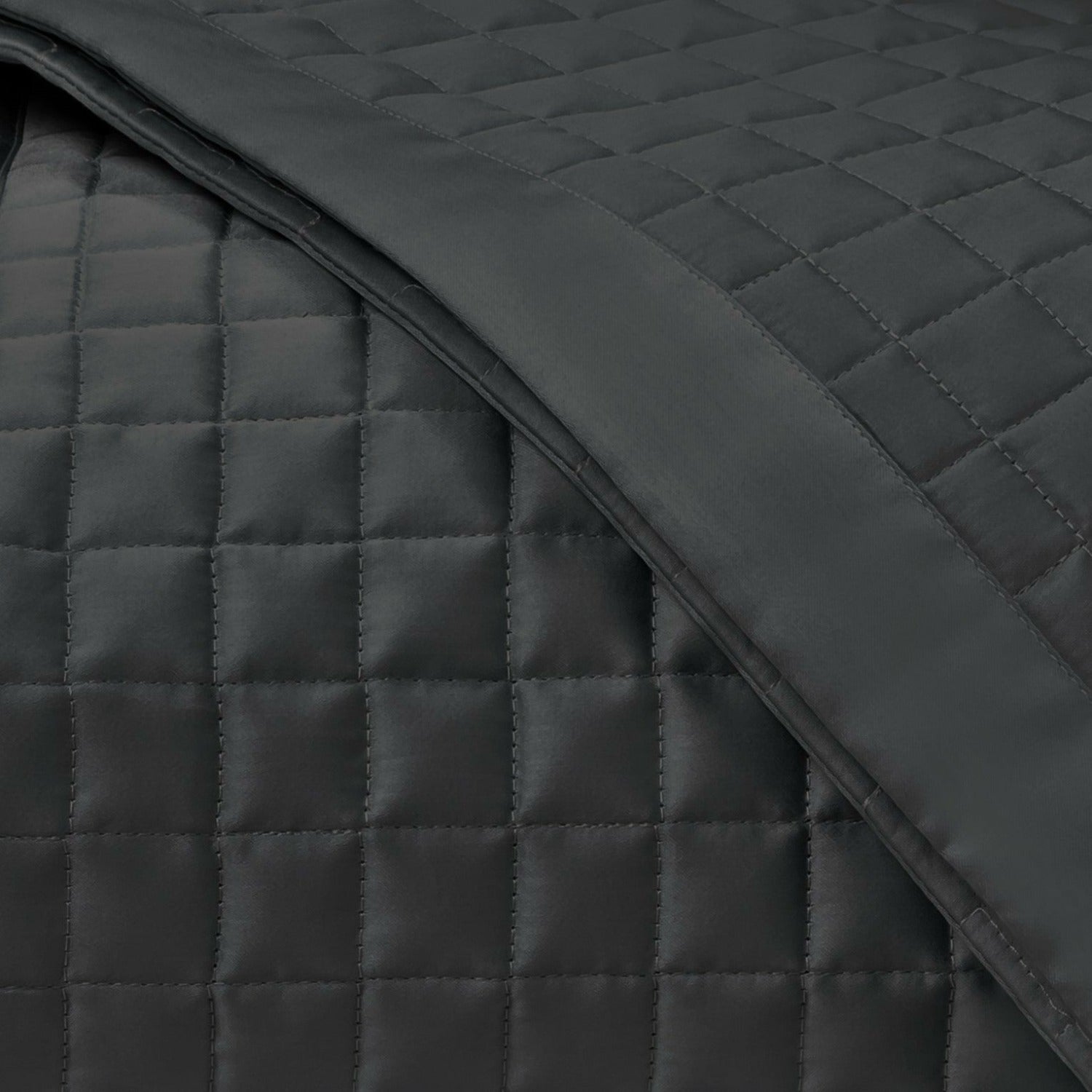 Home Treasures Time Square Pattern Quilted Bedding Black Fine Linens