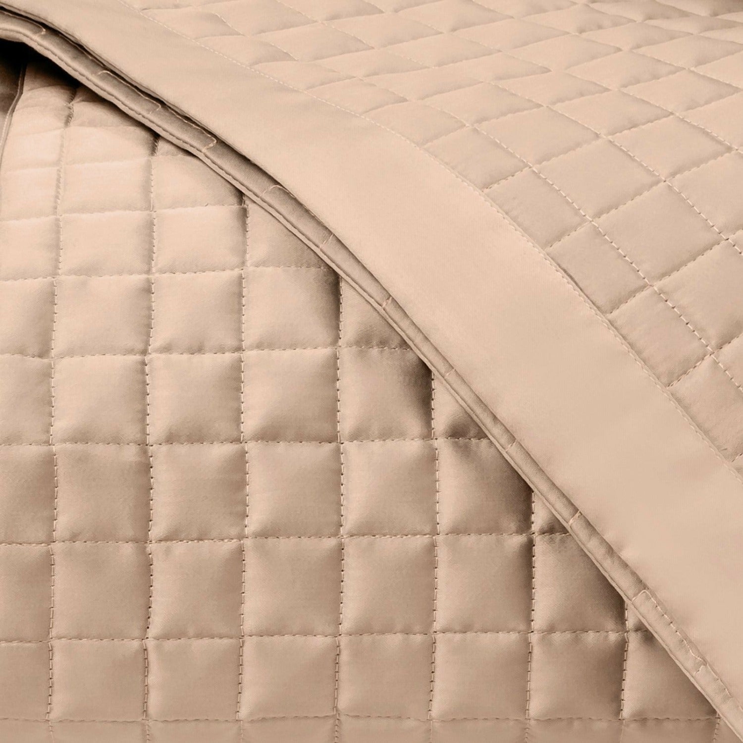 Home Treasures Time Square Pattern Quilted Bedding Blush Fine Linens