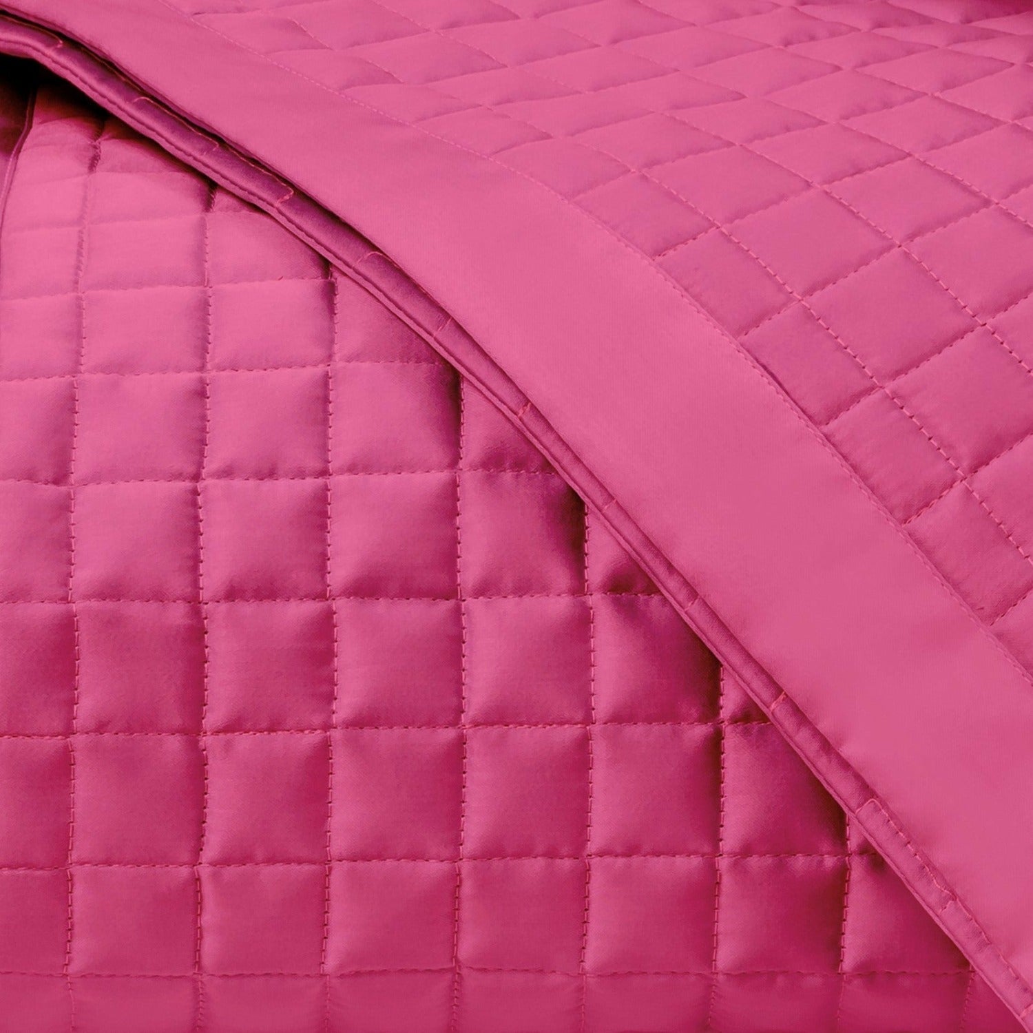 Home Treasures Time Square Pattern Quilted Bedding Bright Pink Fine Linens