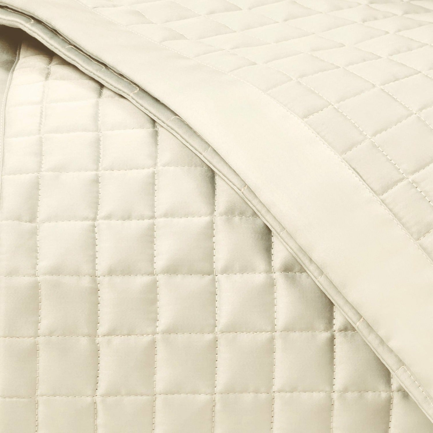 Home Treasures Time Square Pattern Quilted Bedding Ivory Fine Linens