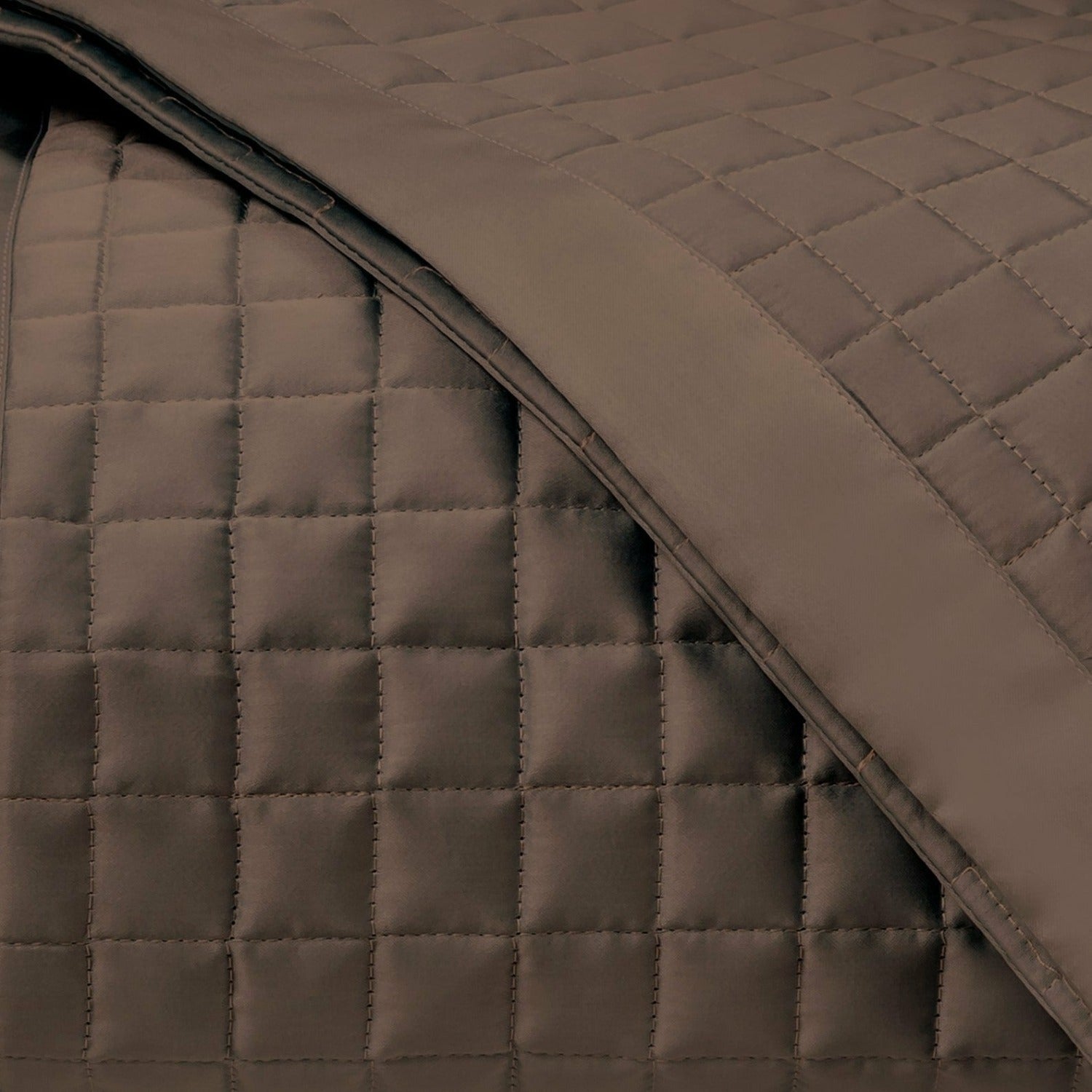 Home Treasures Time Square Pattern Quilted Bedding Ricco Fine Linens