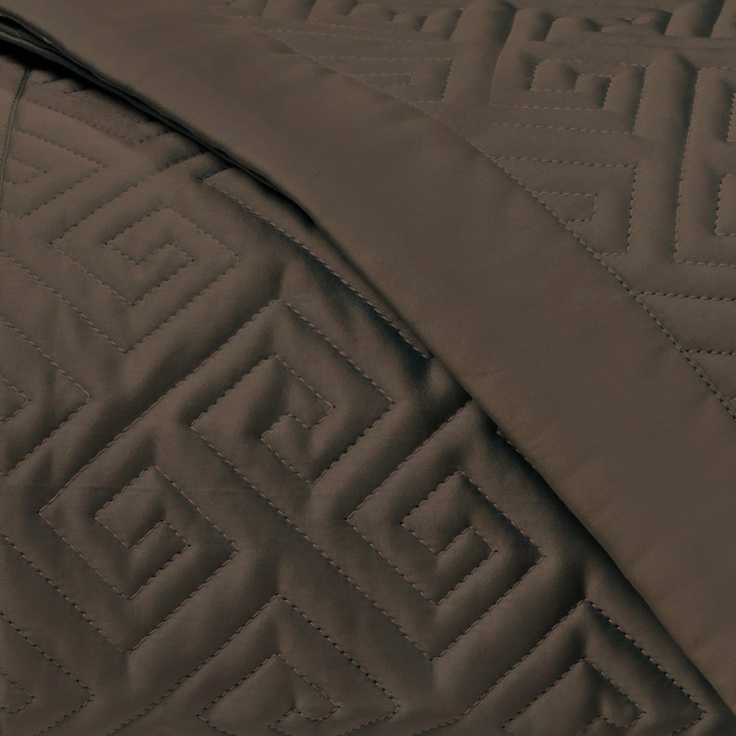 Home Treasures Troy Quilted Bedding Chocolate Fine Linens