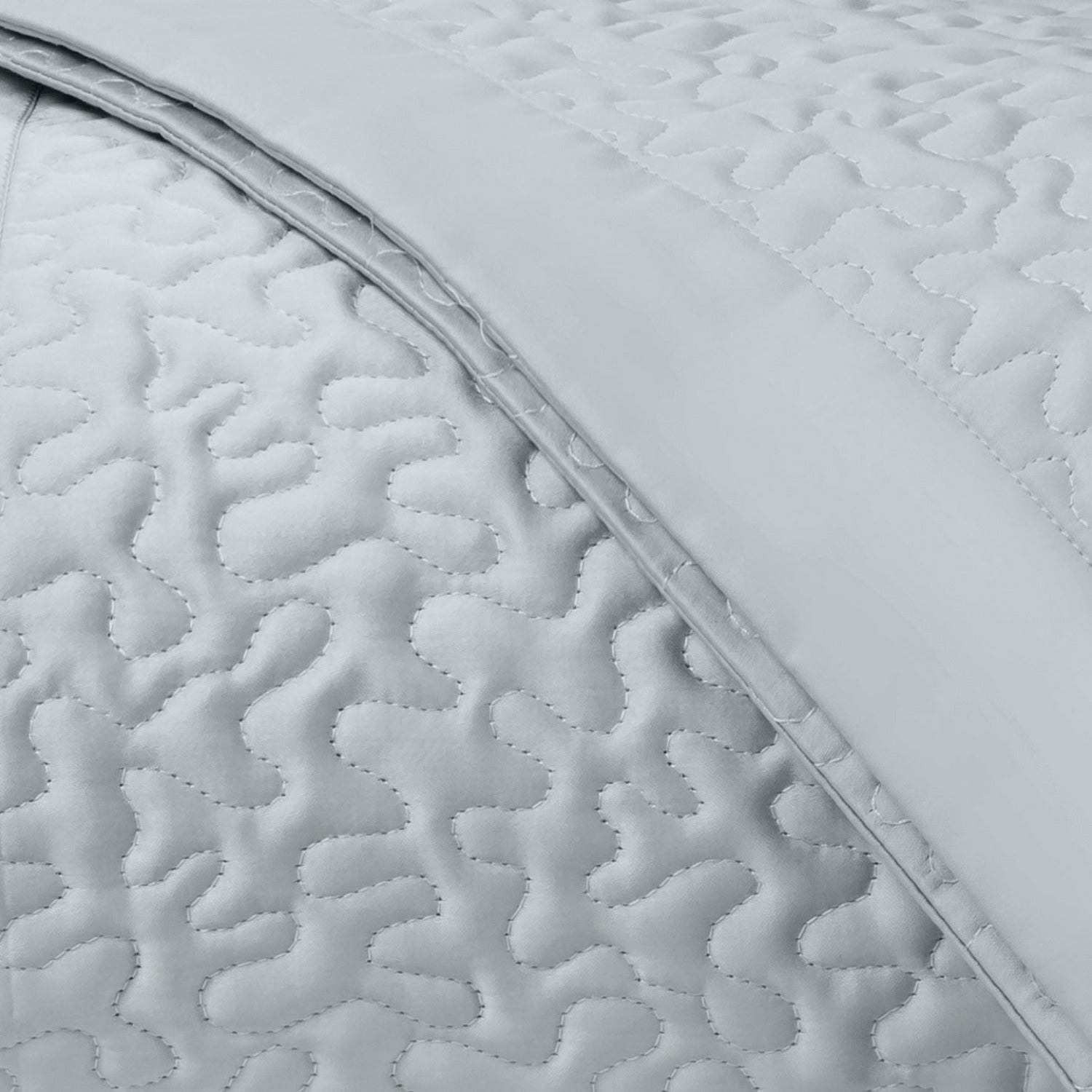 Home Treasures Vermicelli Quilted Bedding Blue/Gray Fine Linens