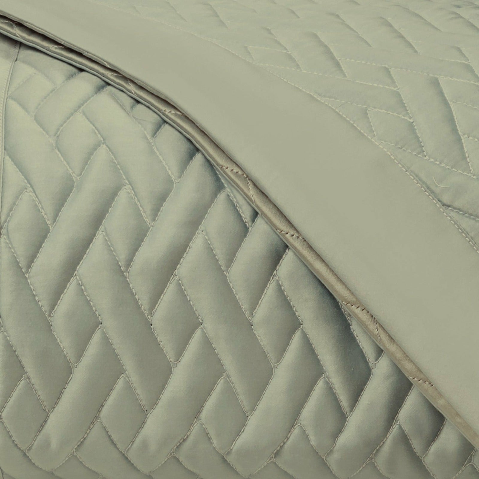 Home Treasures Viscaya Quilted Bedding Crystal Green Fine Linens