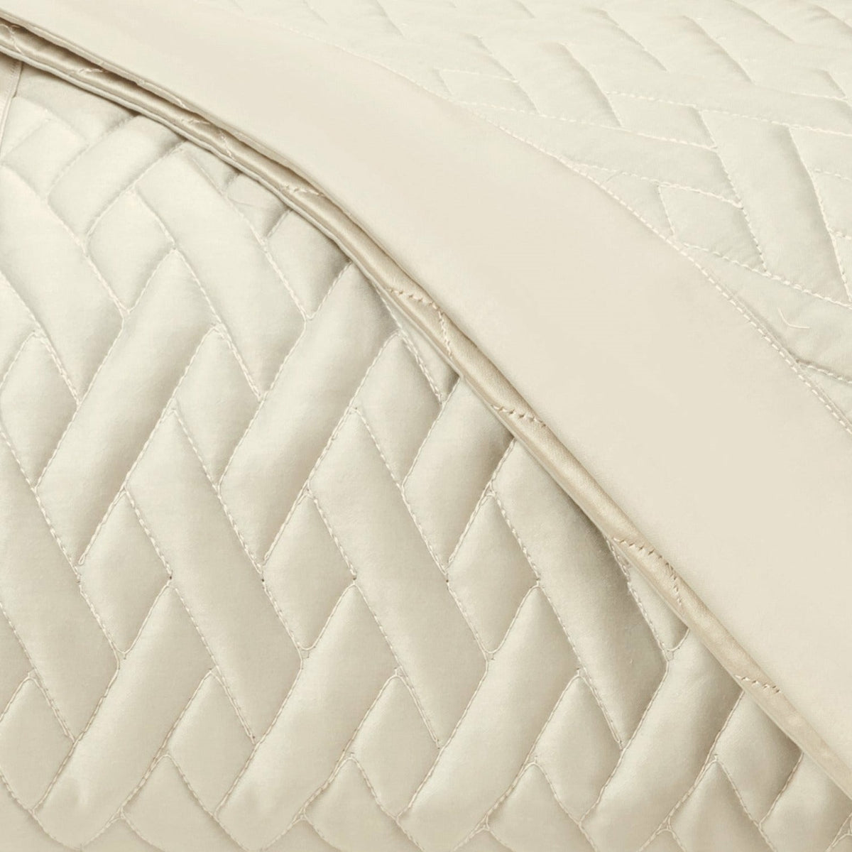 Home Treasures Viscaya Quilted Bedding Swatch Ivory Fine Linens