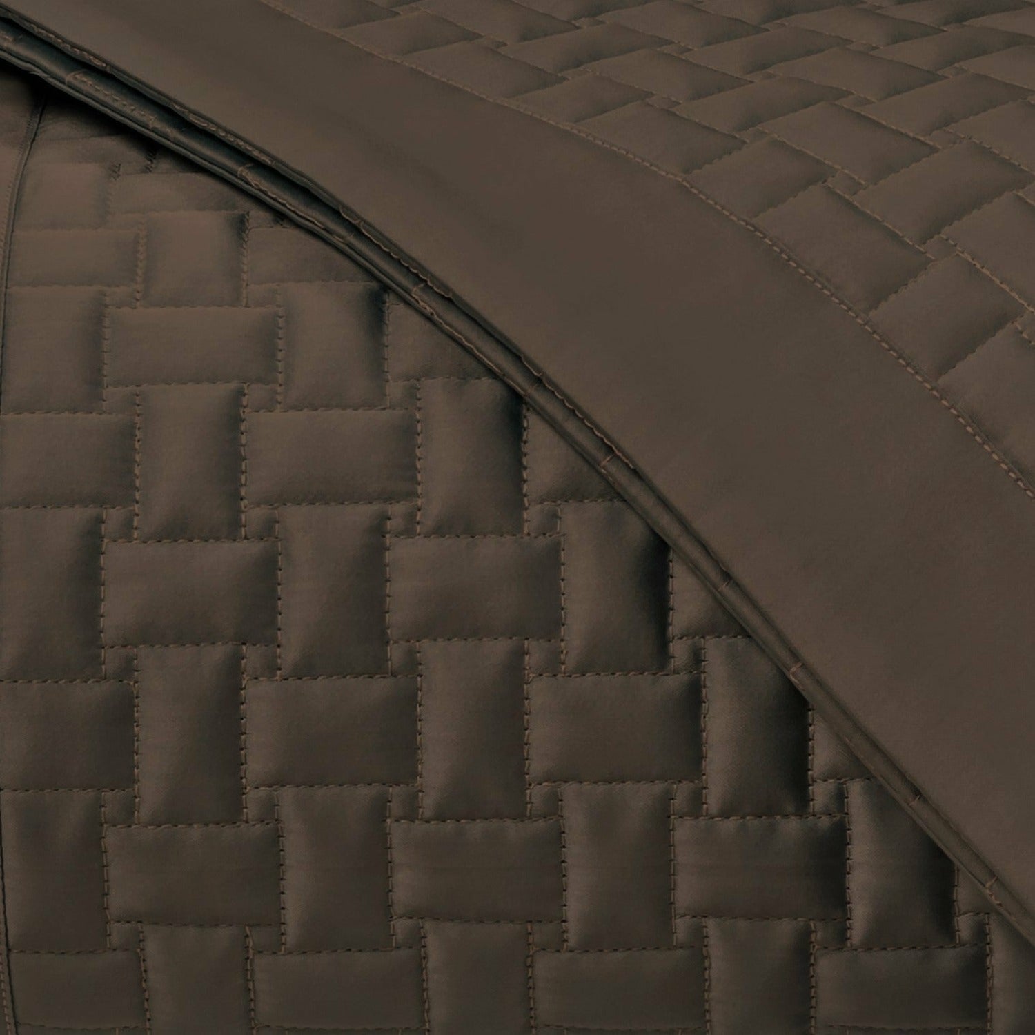 Home Treasures Wicker Quilted Bedding Chocolate Fine Linens