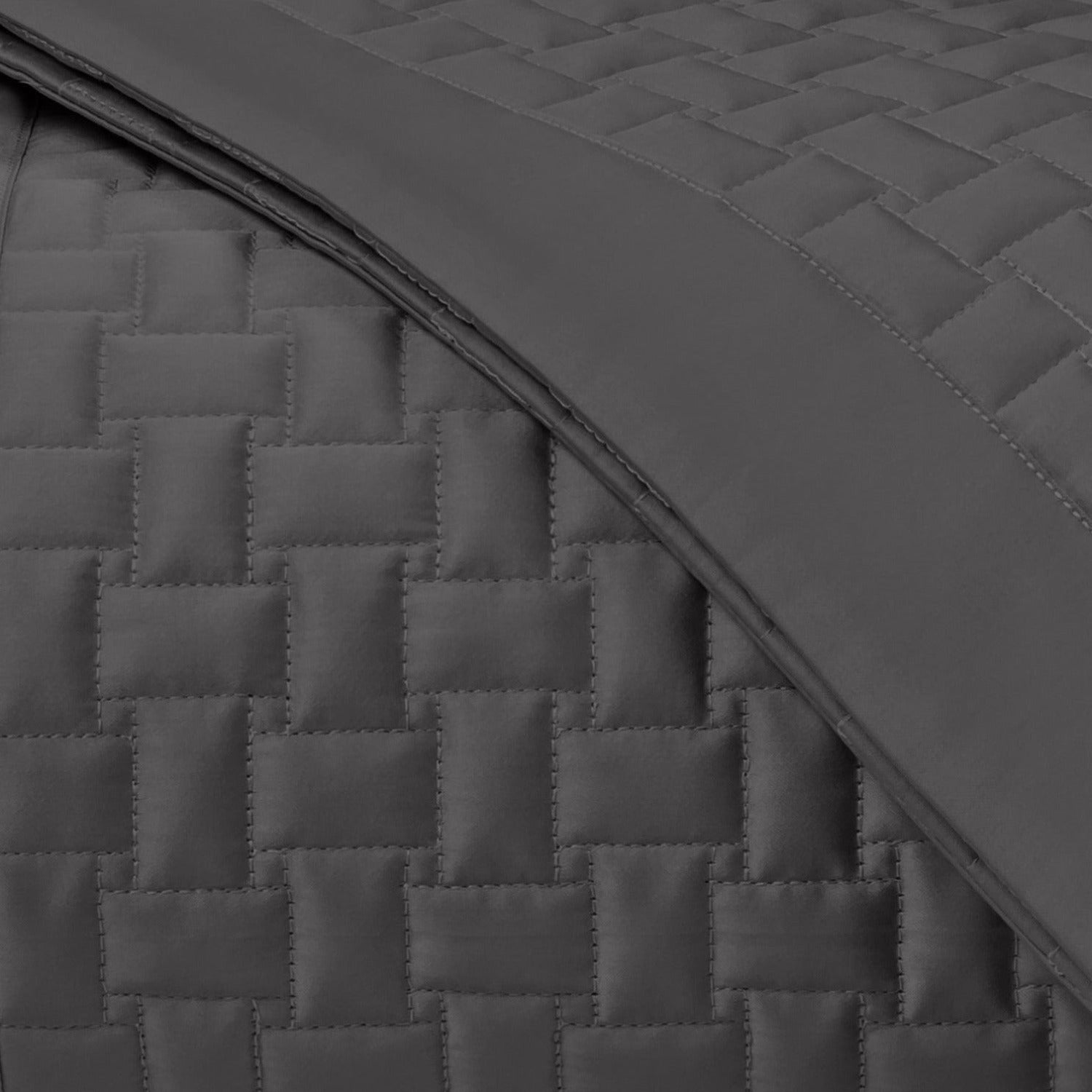 Home Treasures Wicker Quilted Bedding Grisaglia Gray Fine Linens