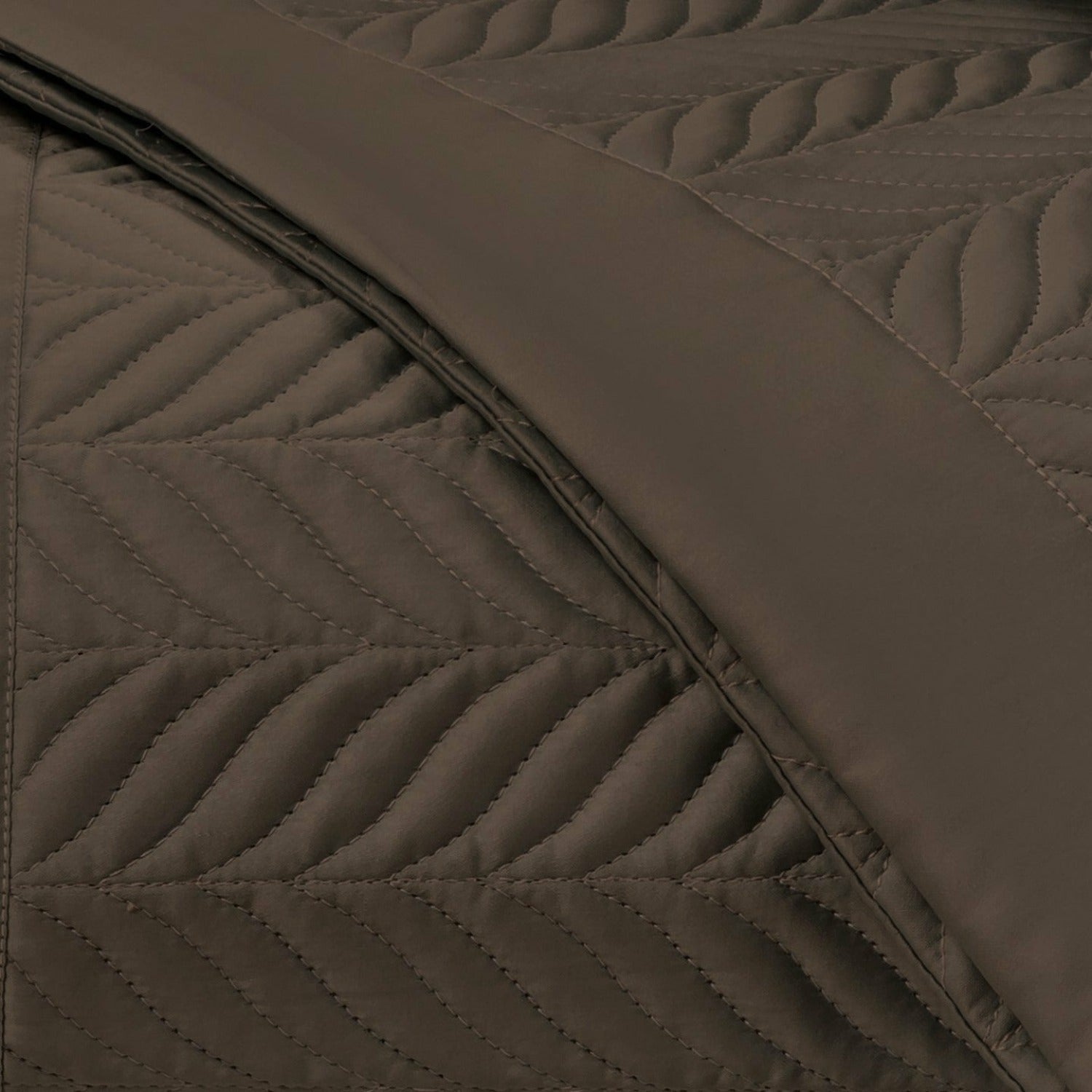 Home Treasures Zurich Quilted Bedding Chocolate Fine Linens