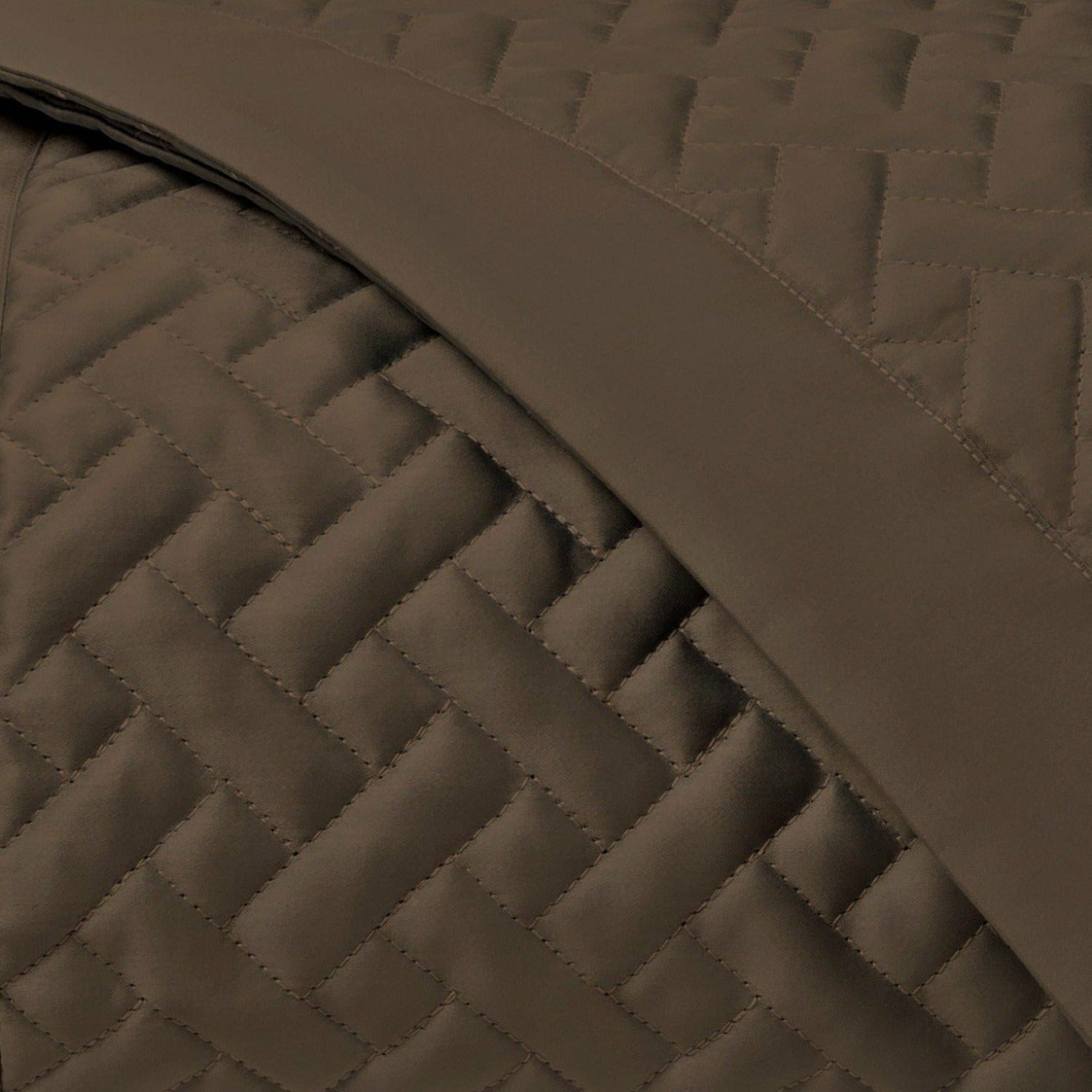 Home Treasures Basketweave Quilted Bedding Fine Linens Chocolate