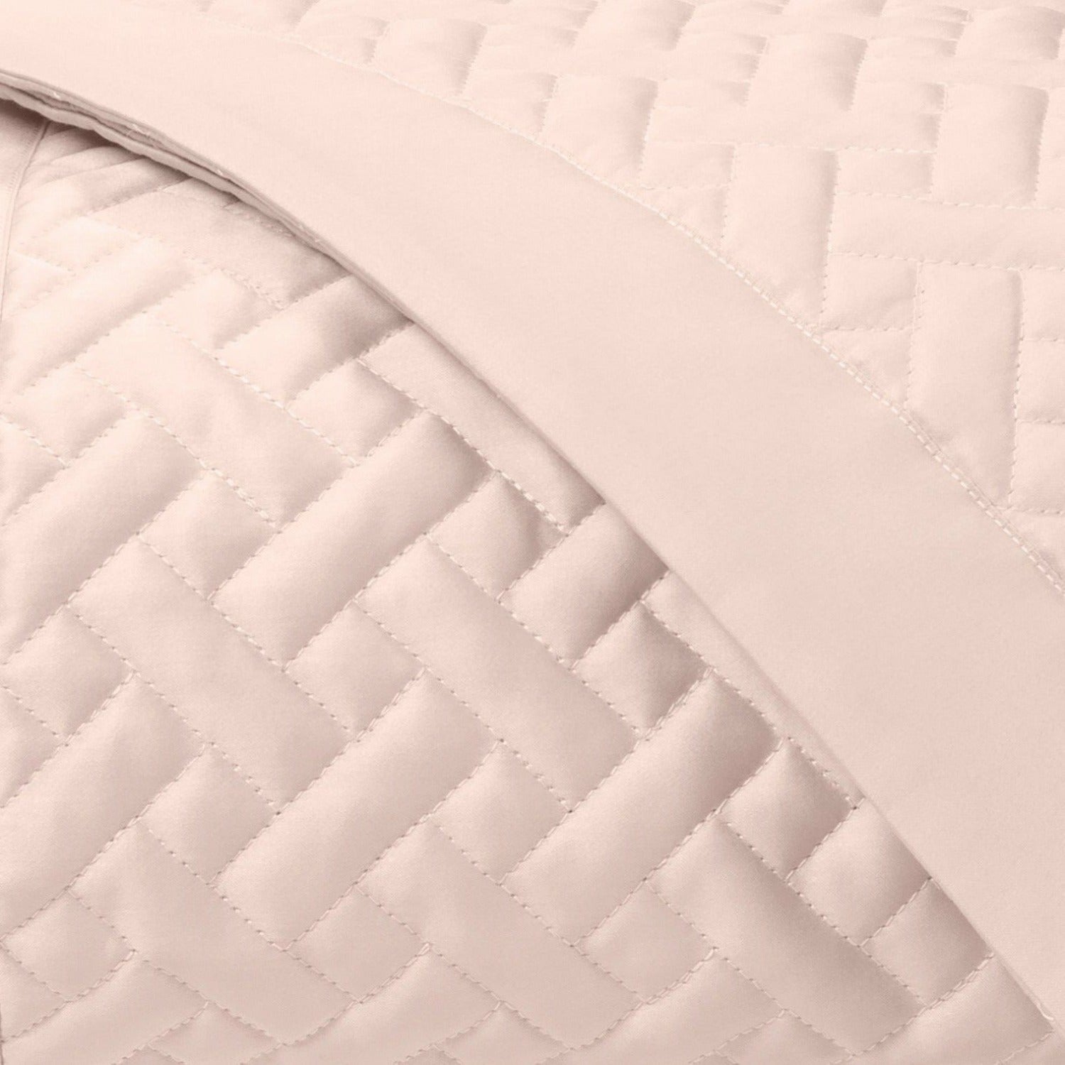 Home Treasures Basketweave Quilted Bedding Fine Linens Light Pink