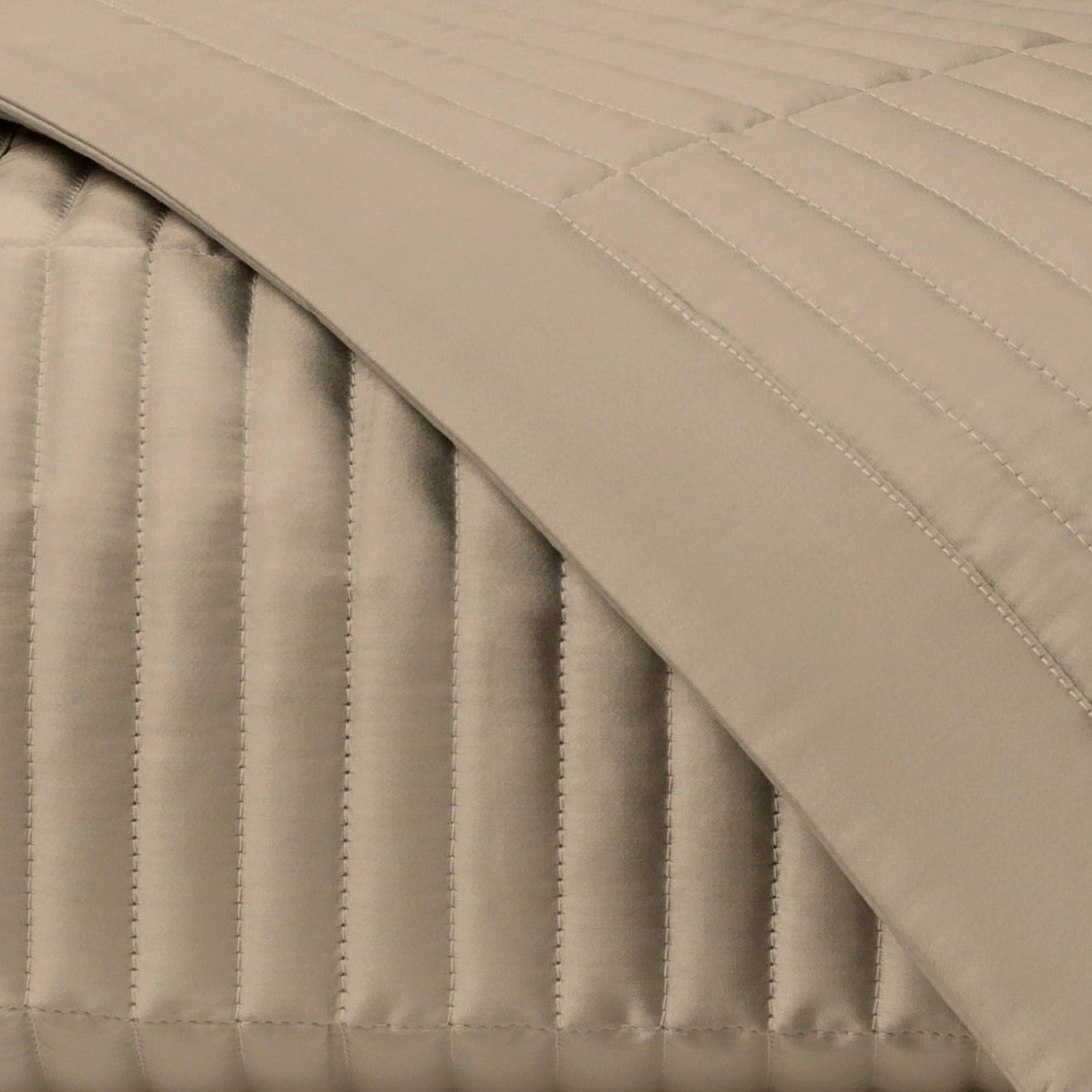 Home Treasures Channel Pattern Quilted Bedding Candlelight Fine Linens