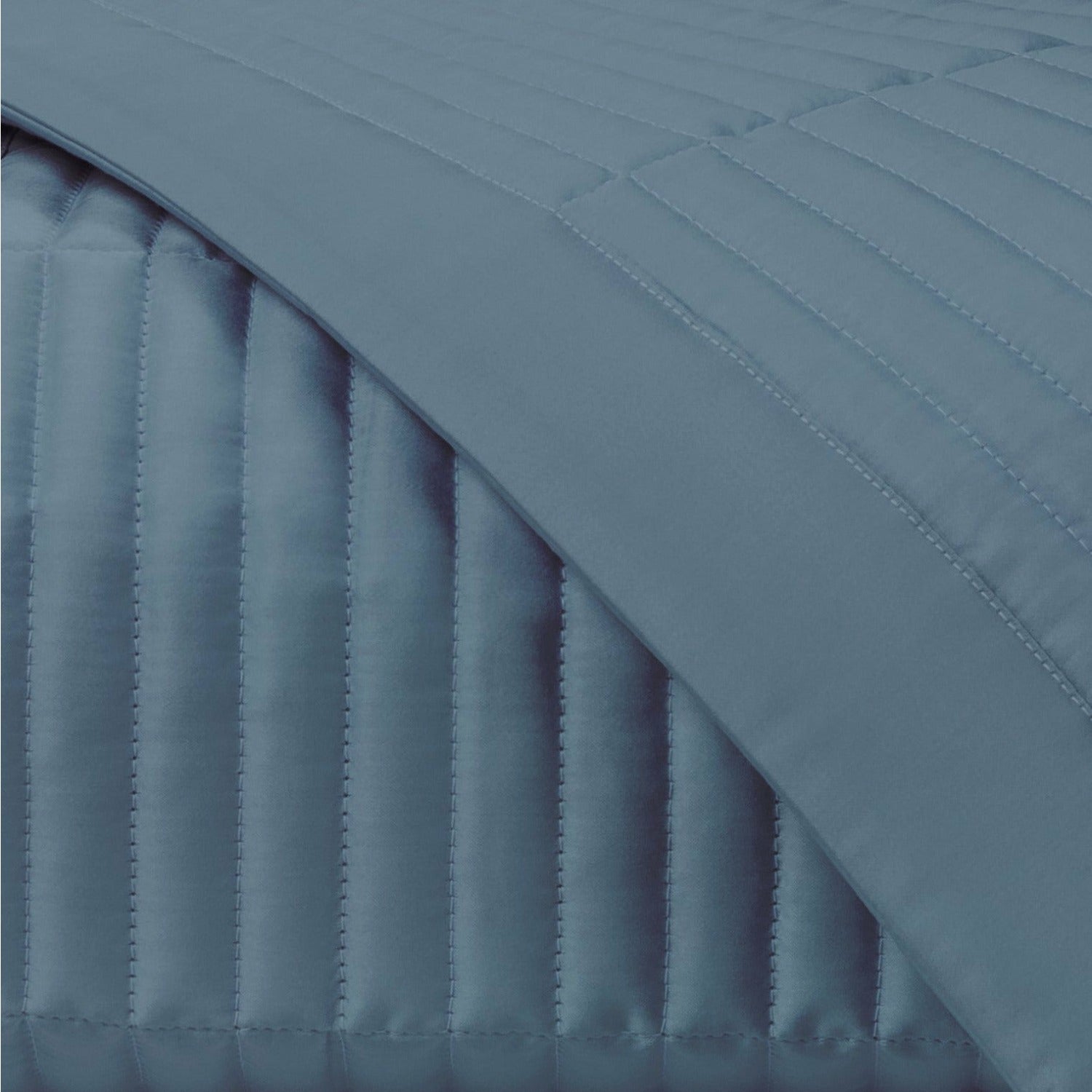 Home Treasures Channel Pattern Quilted Bedding Slate Blue Fine Linens