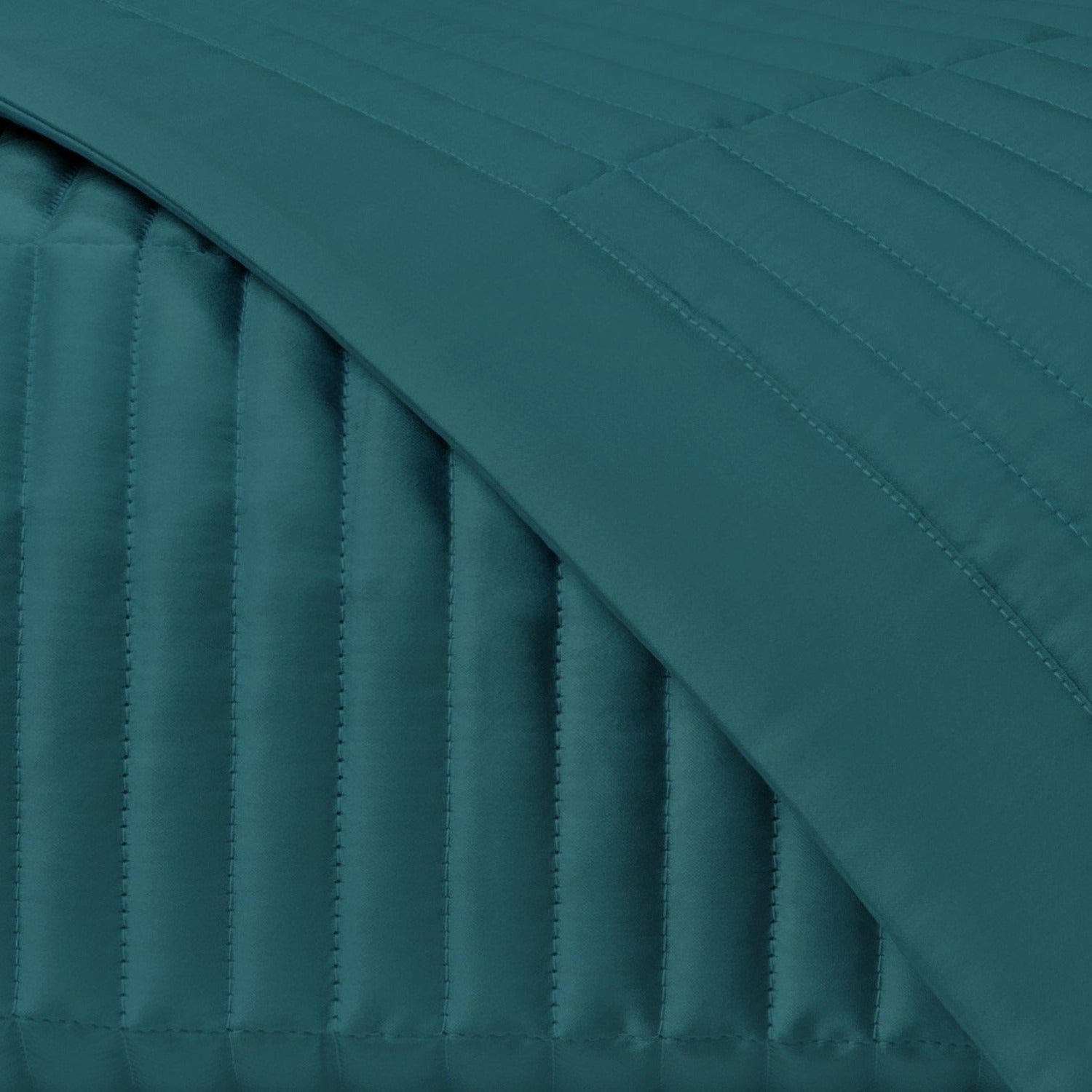 Home Treasures Channel Pattern Quilted Bedding Teal Fine Linens