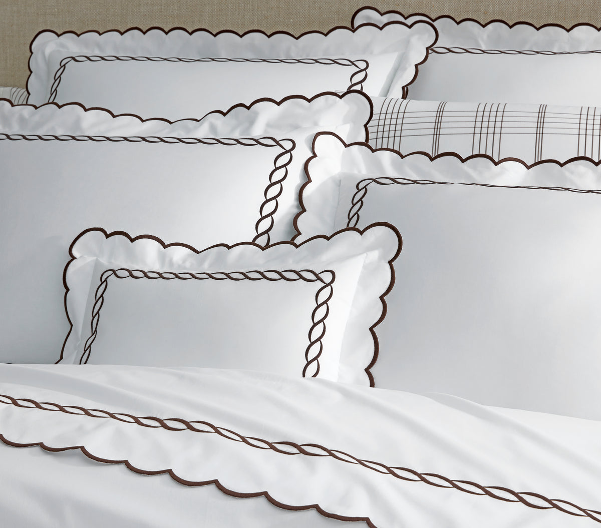 Matouk Classic Chain Scallop Bedding Detail 4 Fine Linens