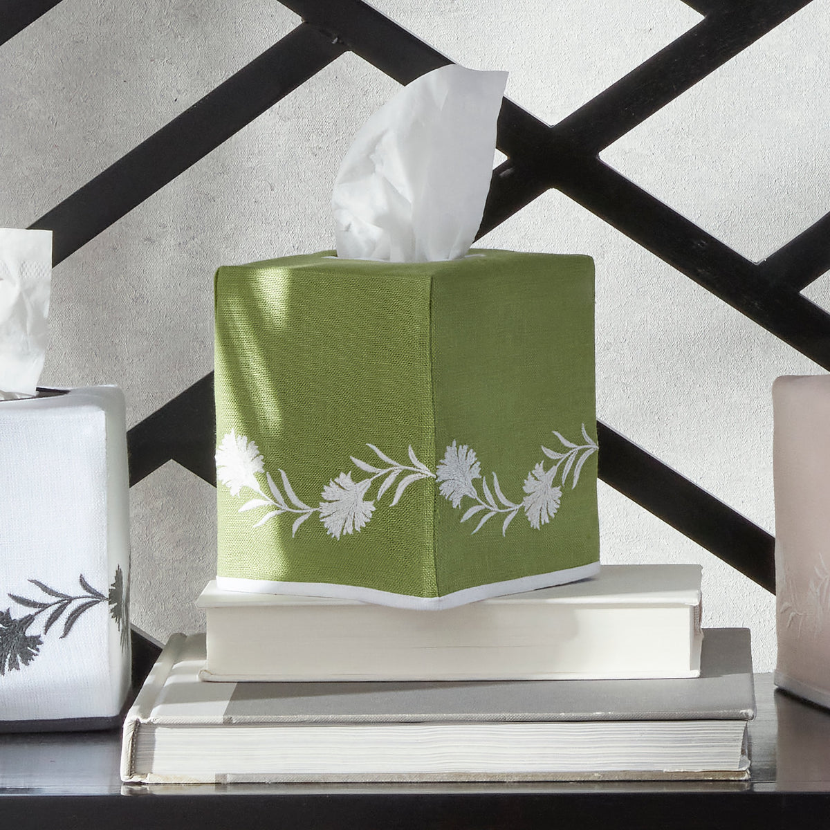 Matouk Daphne Tissue Box Cover - Grass/White